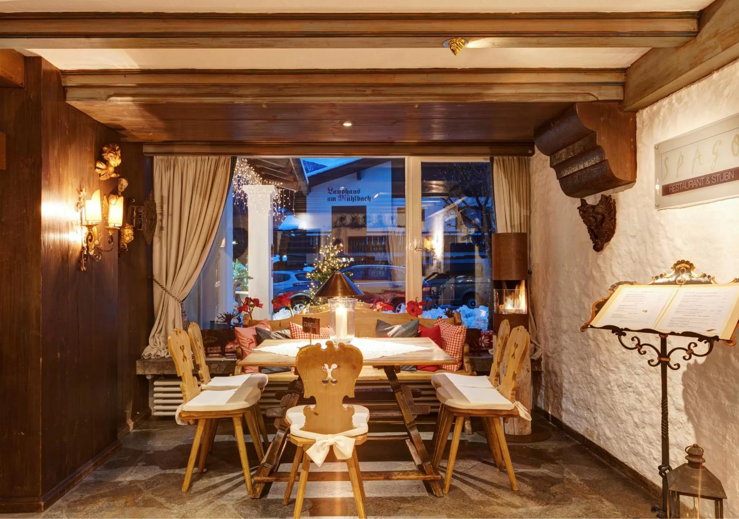 Lobby or reception in Obermühle 4*S Boutique Resort