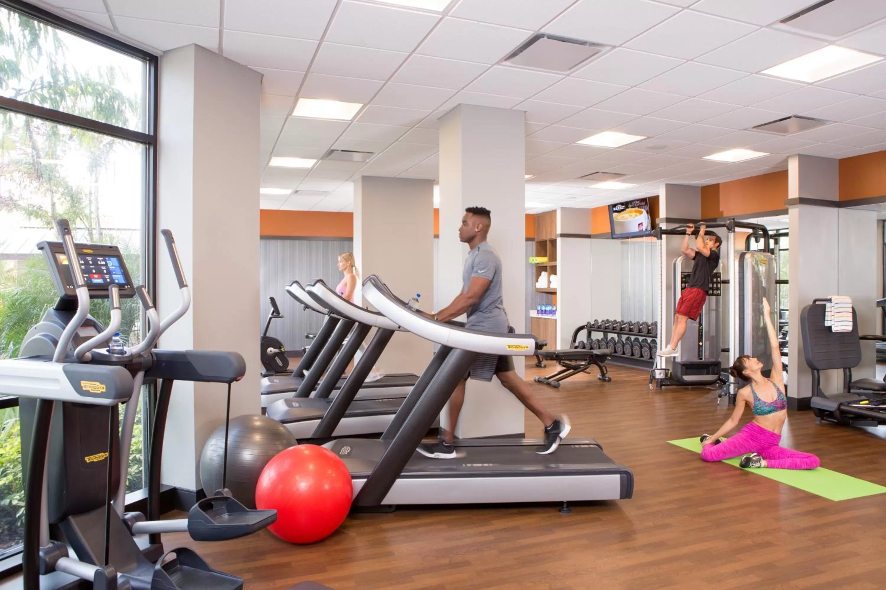Fitness centre/facilities in The Grove Resort & Water Park Orlando