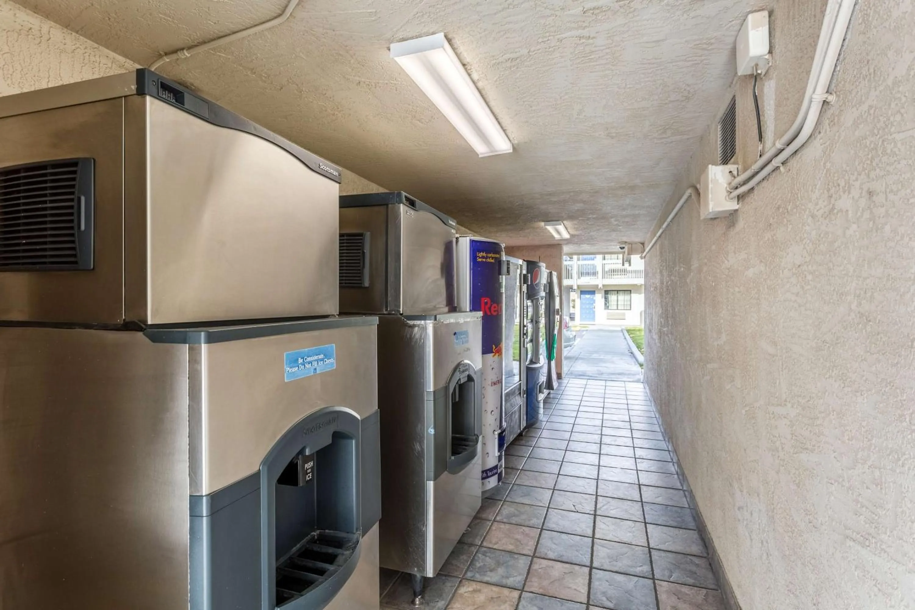 On site in Motel 6-El Paso, TX - East