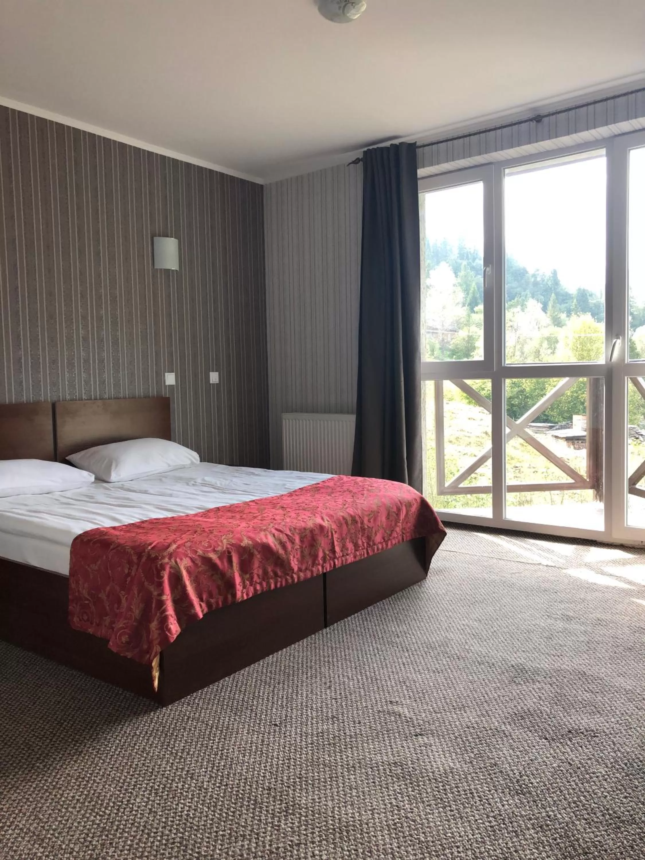 Photo of the whole room, Bed in Terem