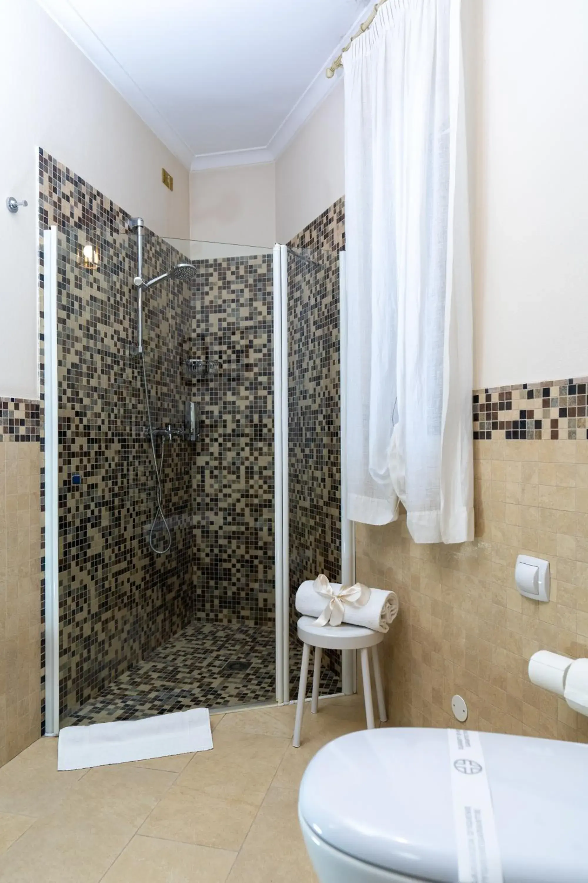 Double or Twin Room - single occupancy in Le Muse Hotel Double or Twin Room - single occupancy in Le Muse Hotel