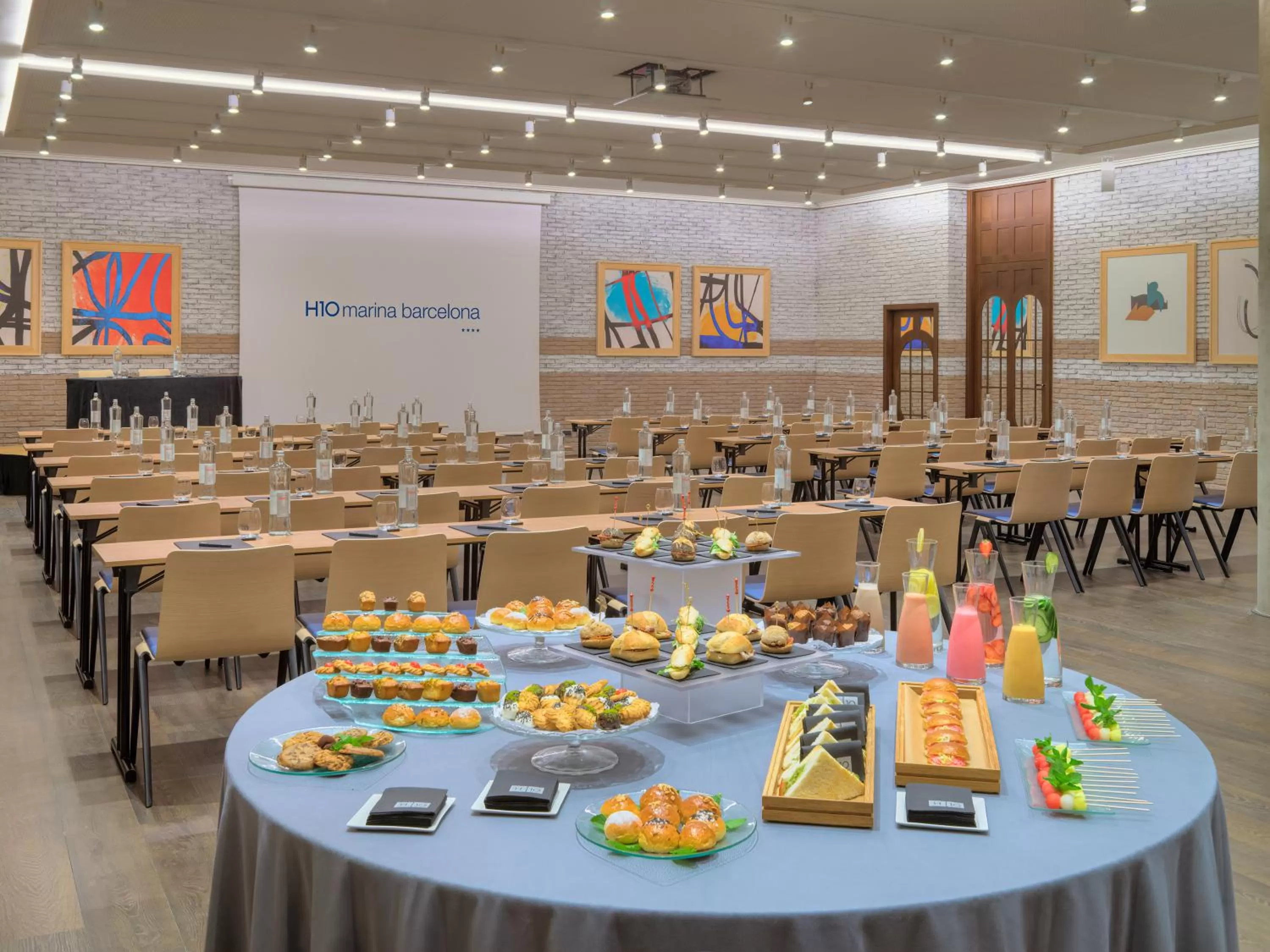 Business facilities in H10 Marina Barcelona