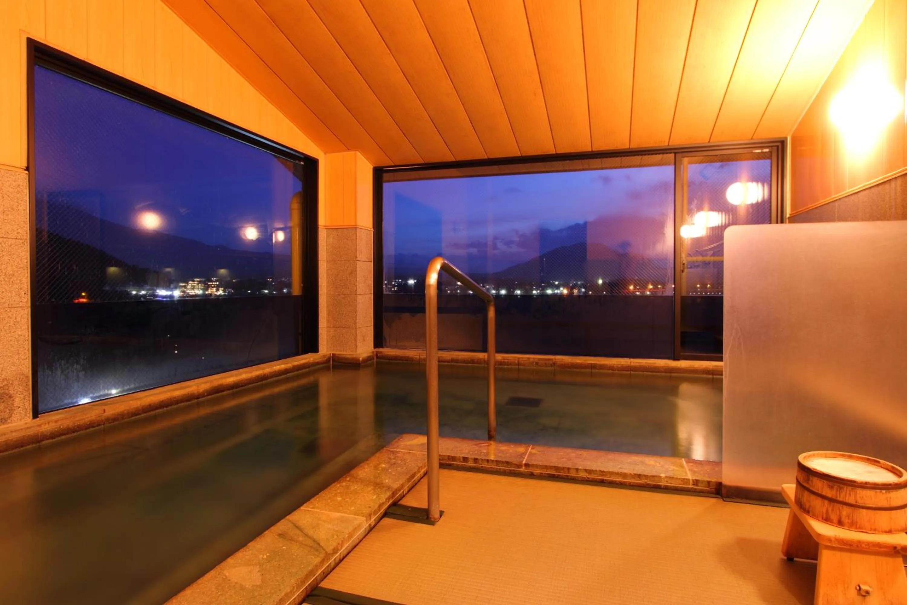 Hot Spring Bath in Hotel Asafuji