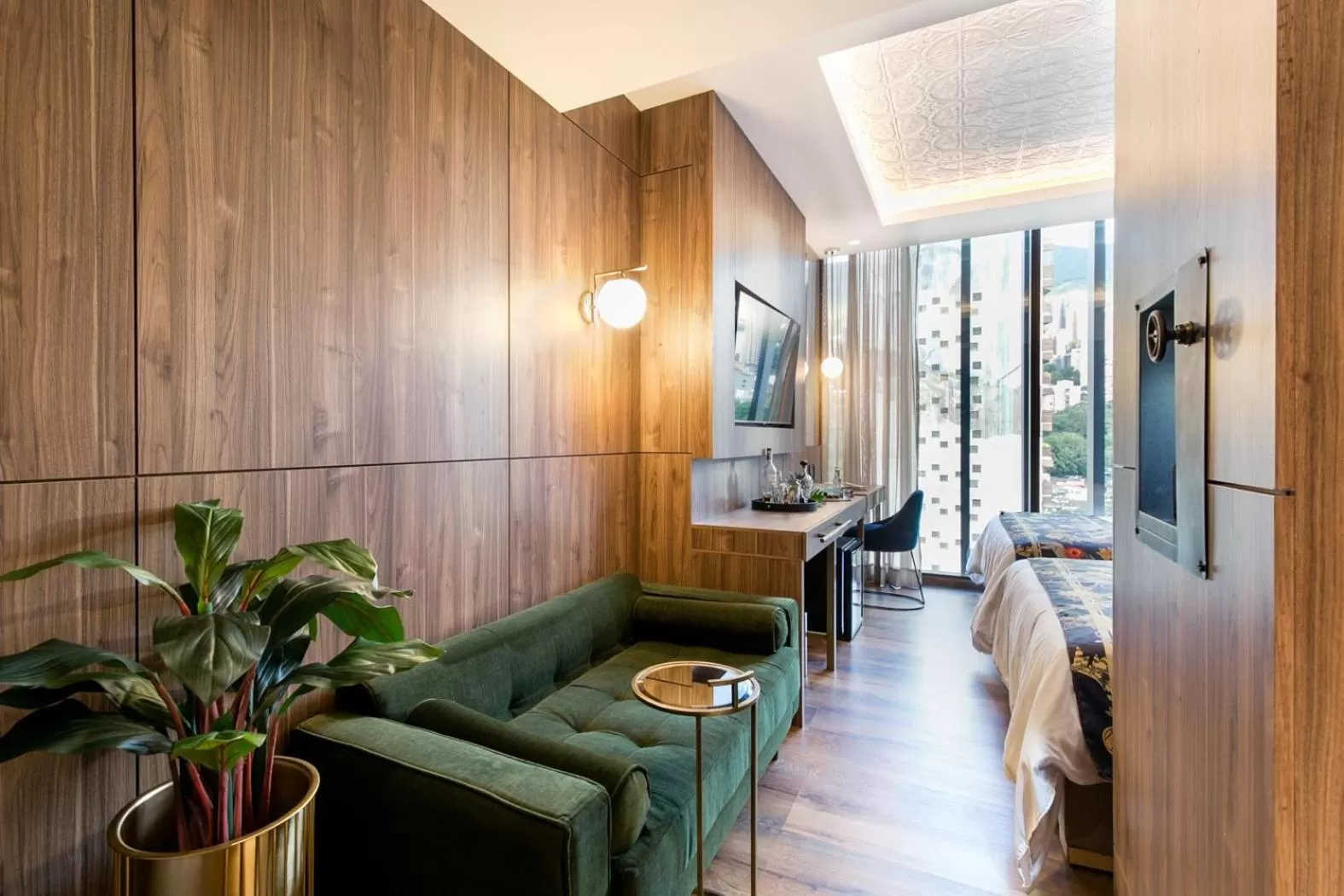 TV and multimedia in Hotel Marquee Medellín