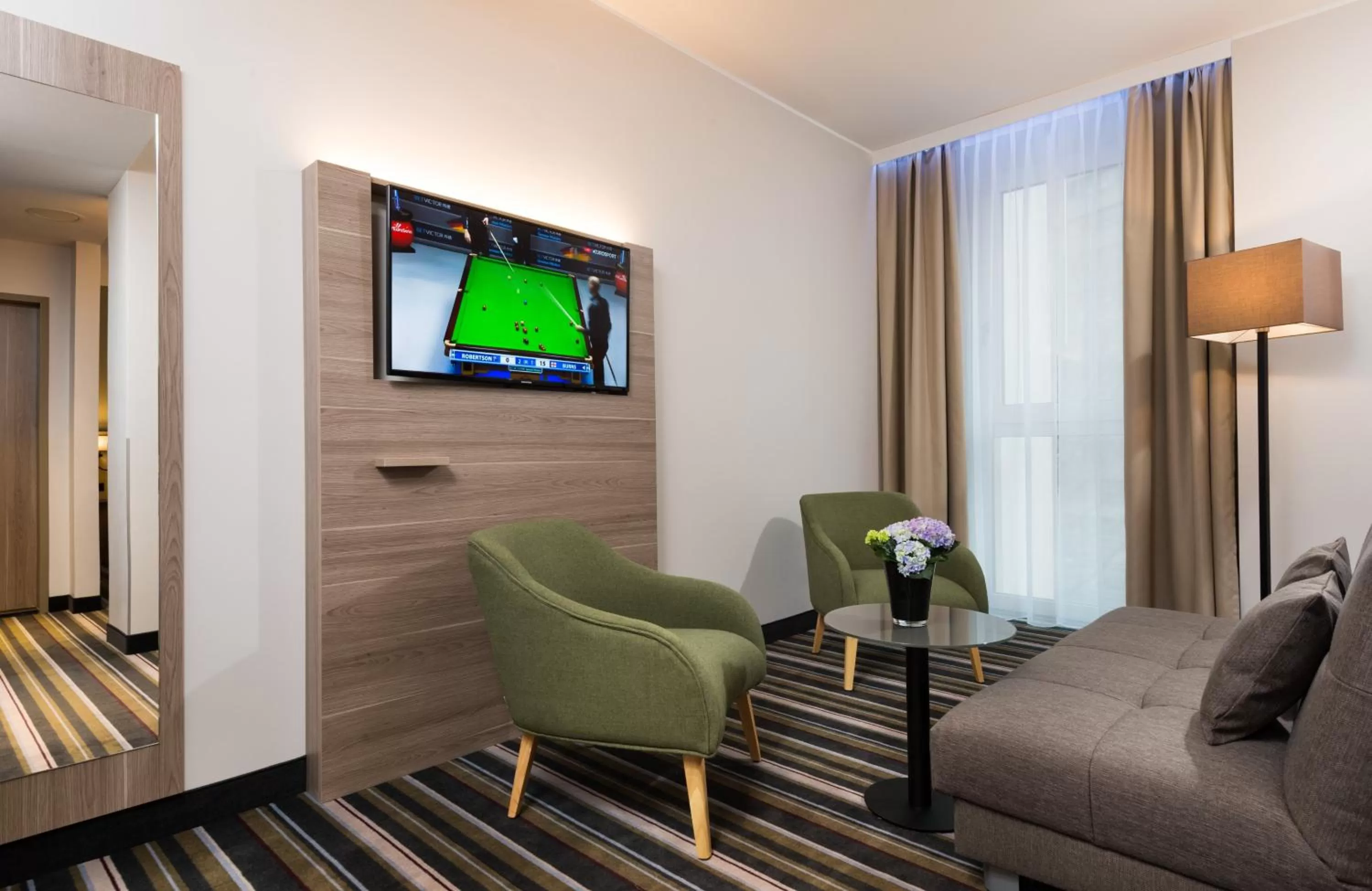 Bedroom in Leonardo Hotel Offenbach Frankfurt