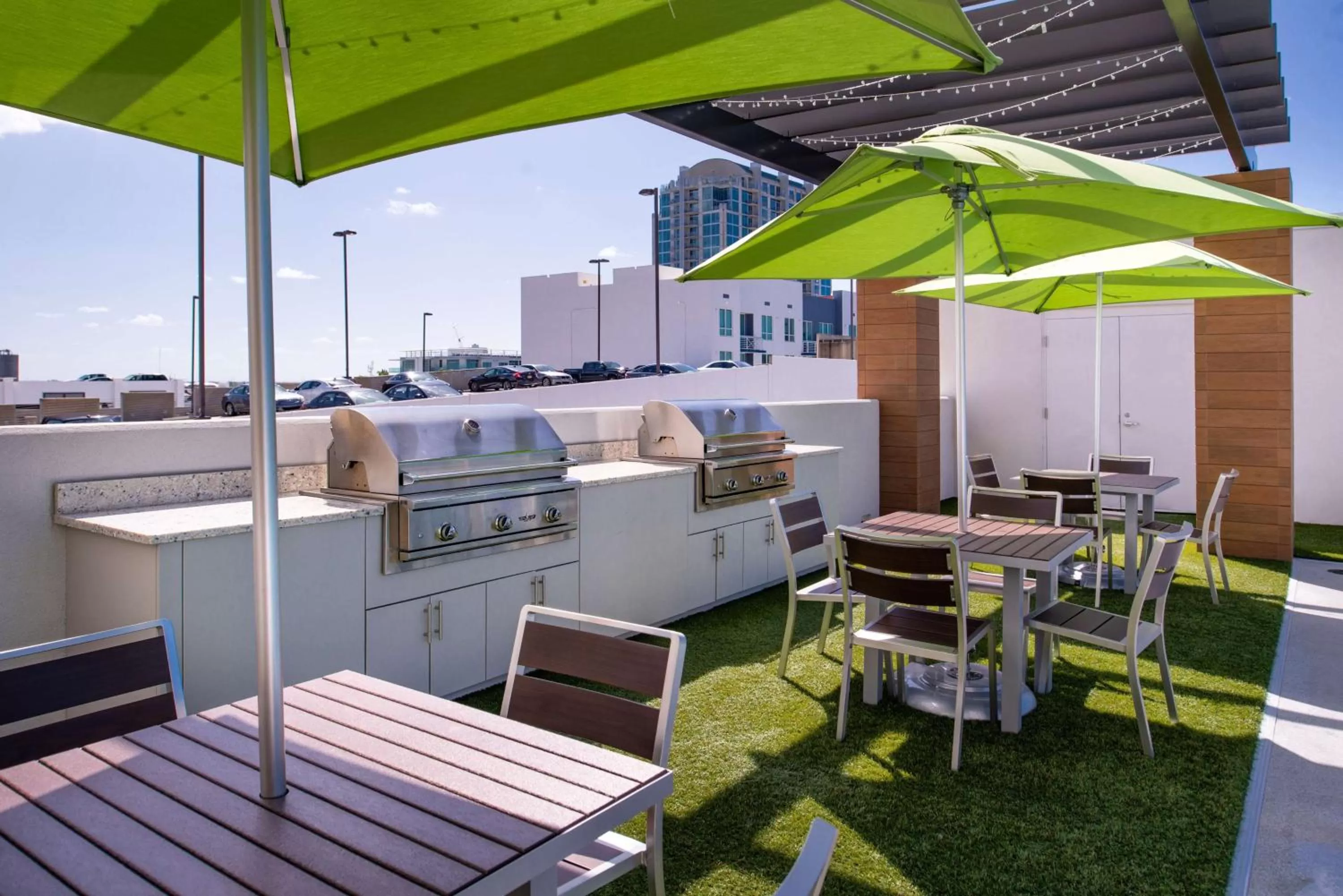 Patio in Hampton Inn Tampa Downtown Channel District