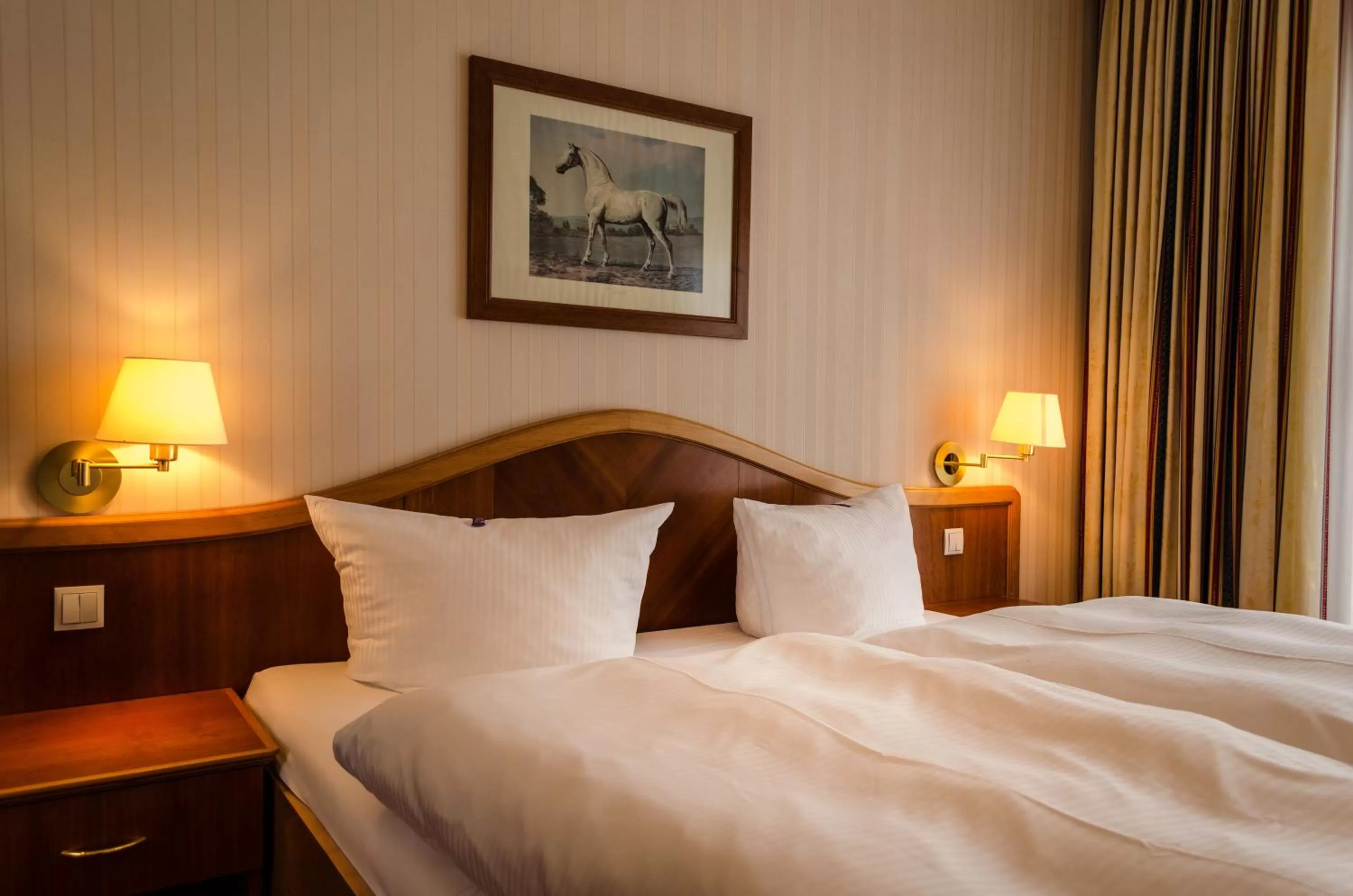 Photo of the whole room, Bed in Hotel Meereswelle - Anno 1875