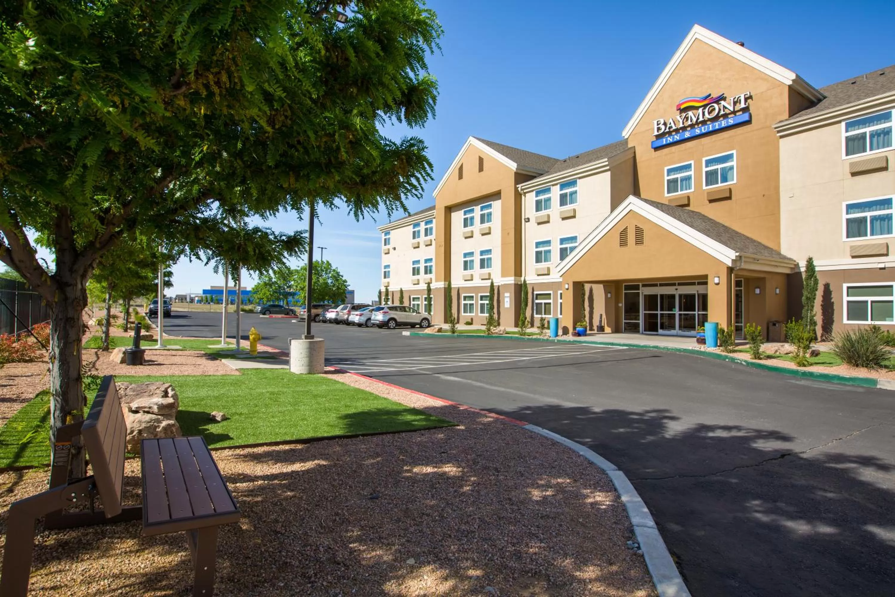 Property building in Baymont by Wyndham Albuquerque Airport