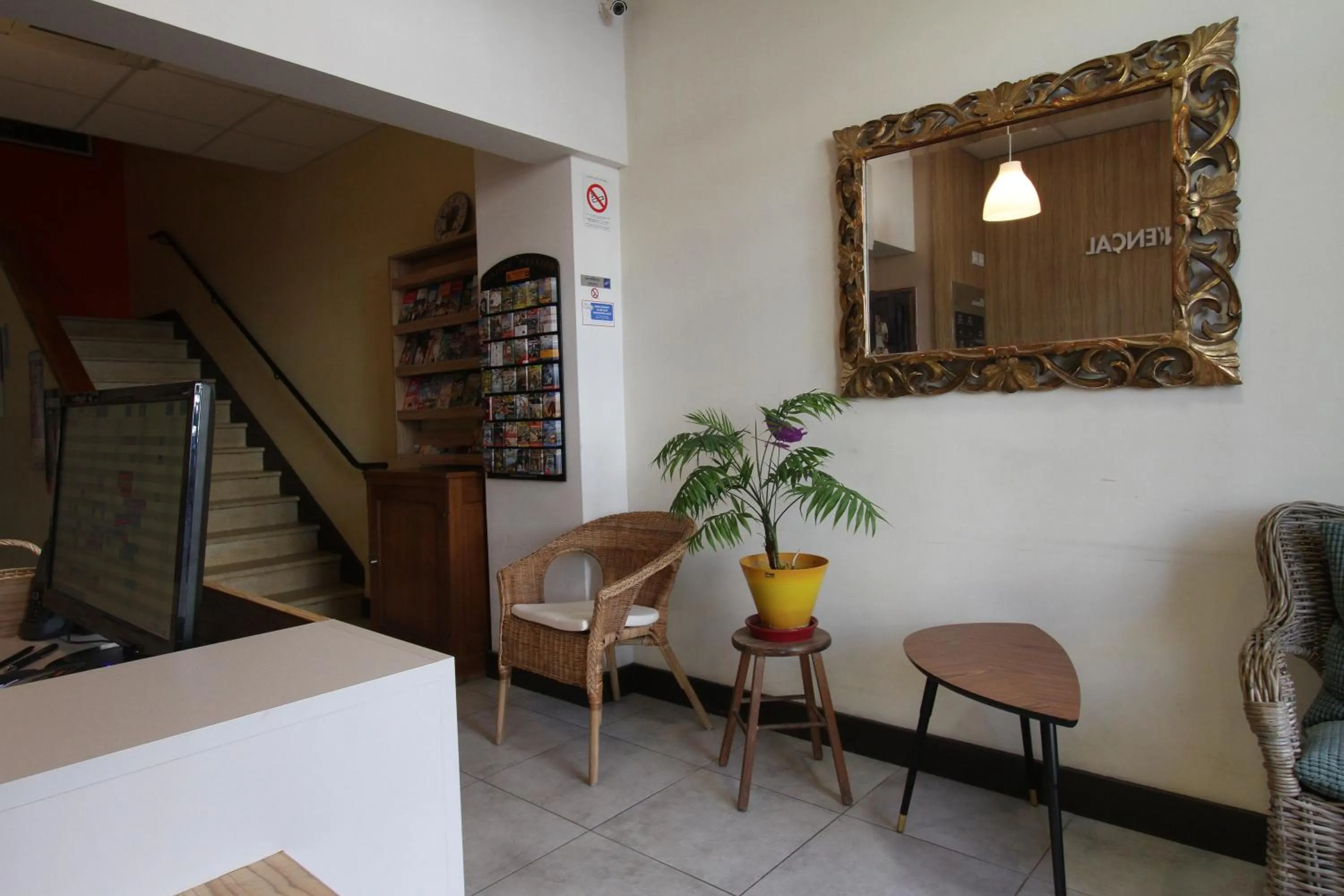 Property building in Le Provençal