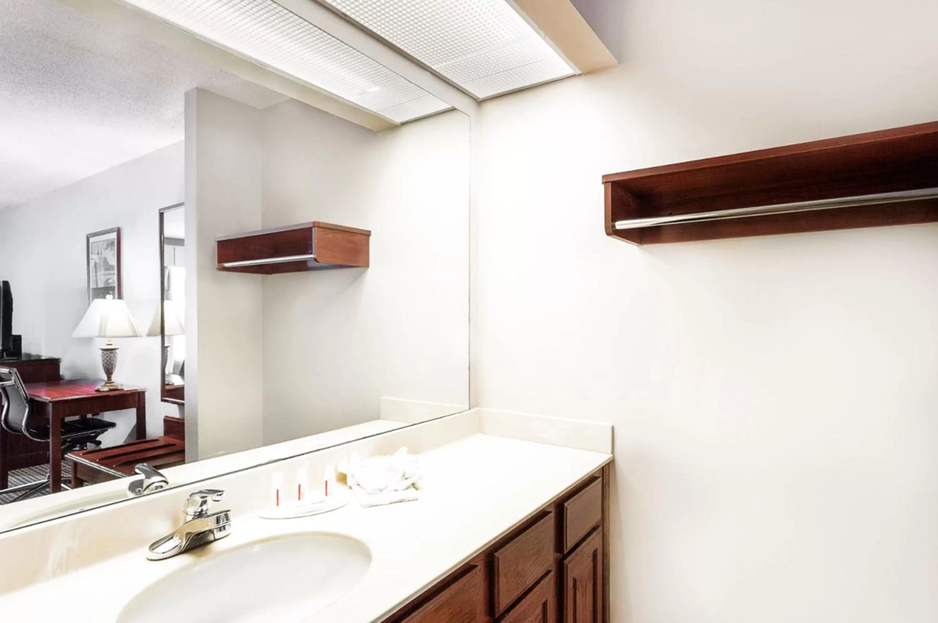 Bathroom in Baymont by Wyndham Tullahoma