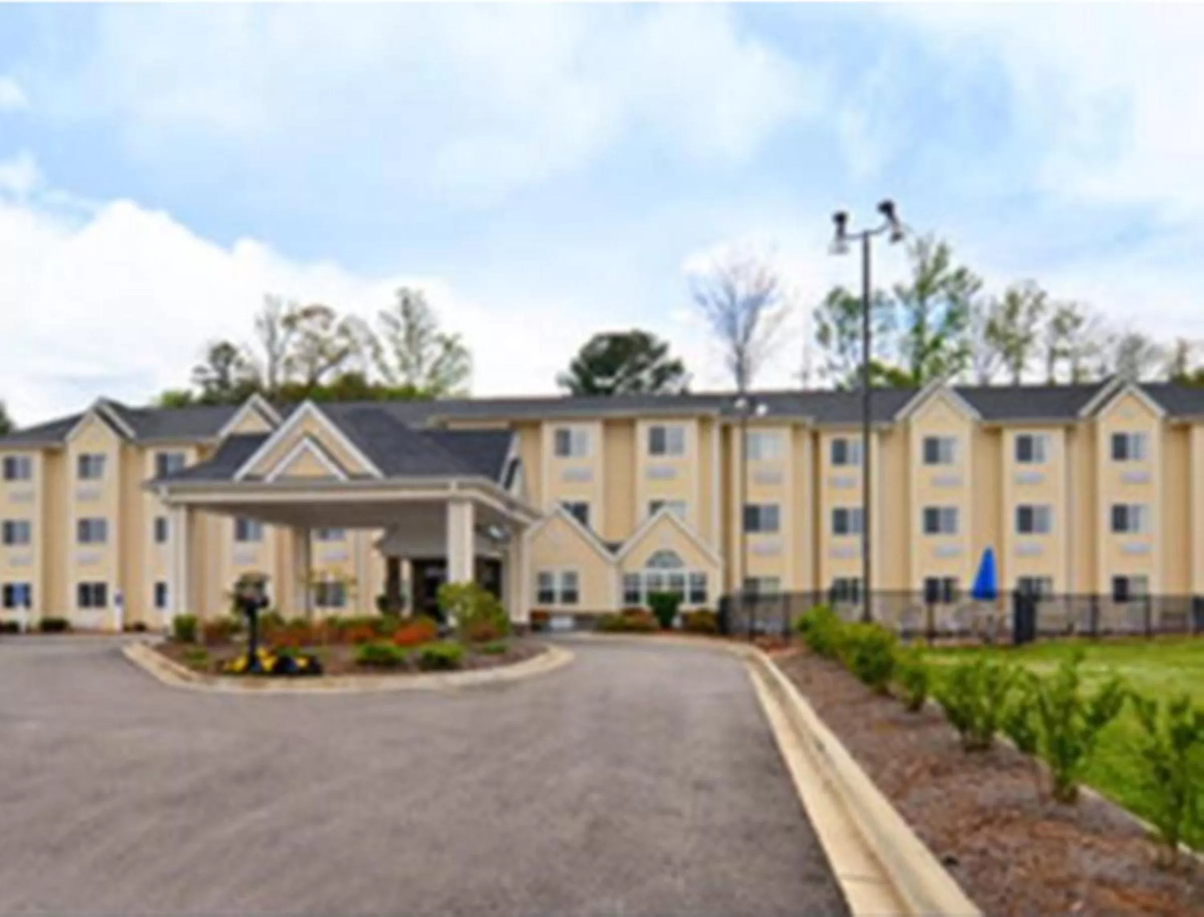 Facade/entrance in Microtel Inn & Suites by Wyndham Gardendale - Birmingham North