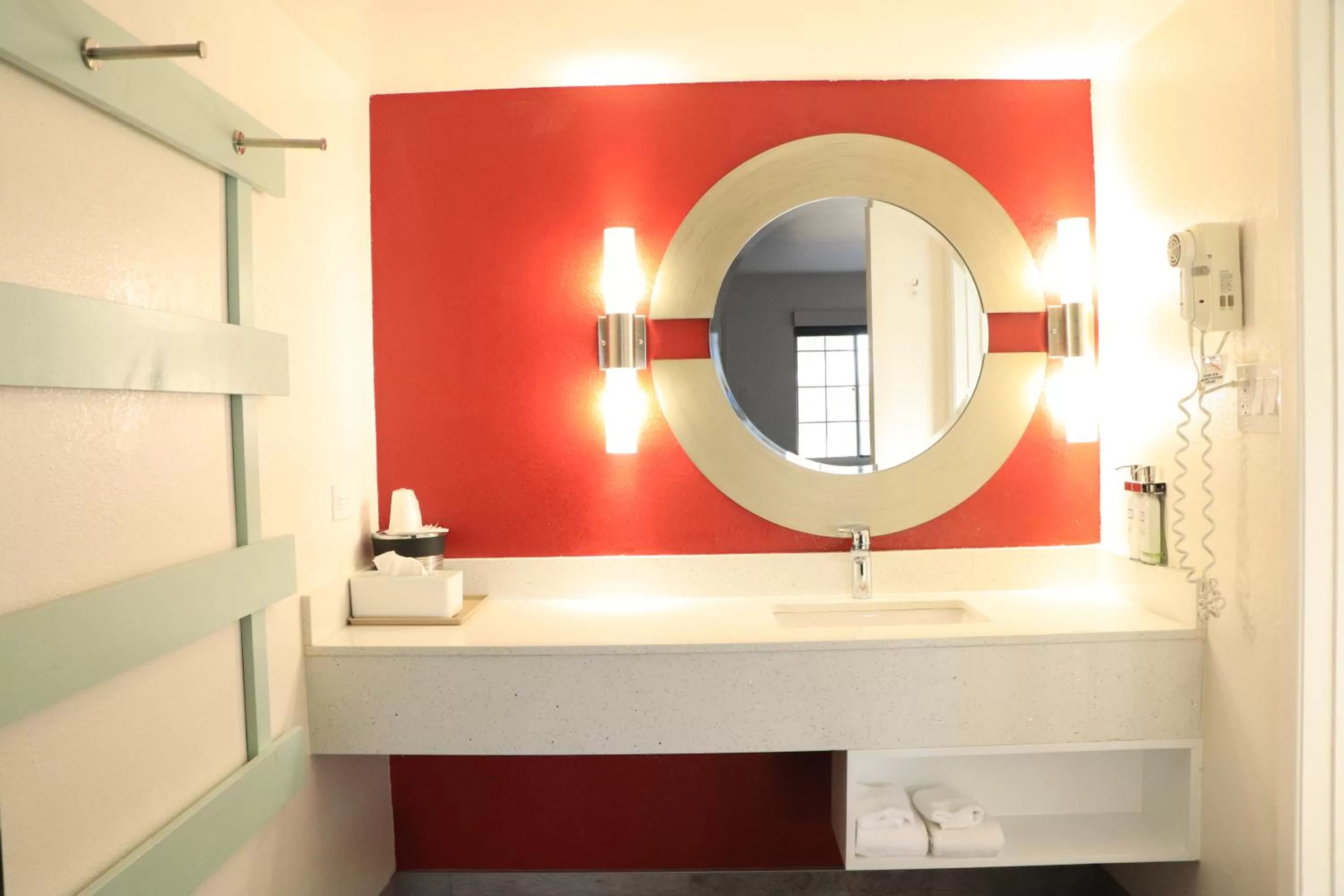 Bathroom in University Inn