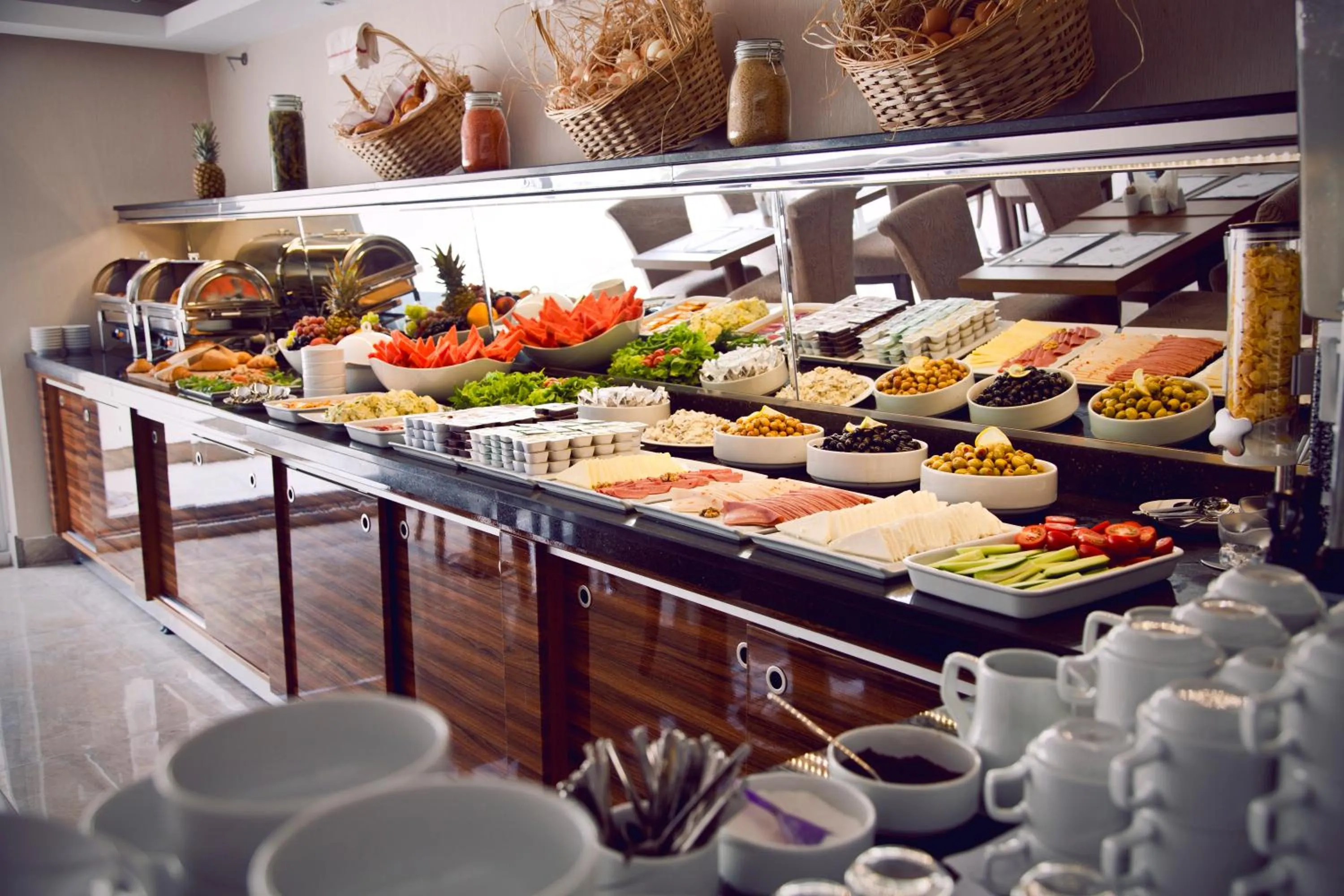 Restaurant/places to eat in Esila Hotel