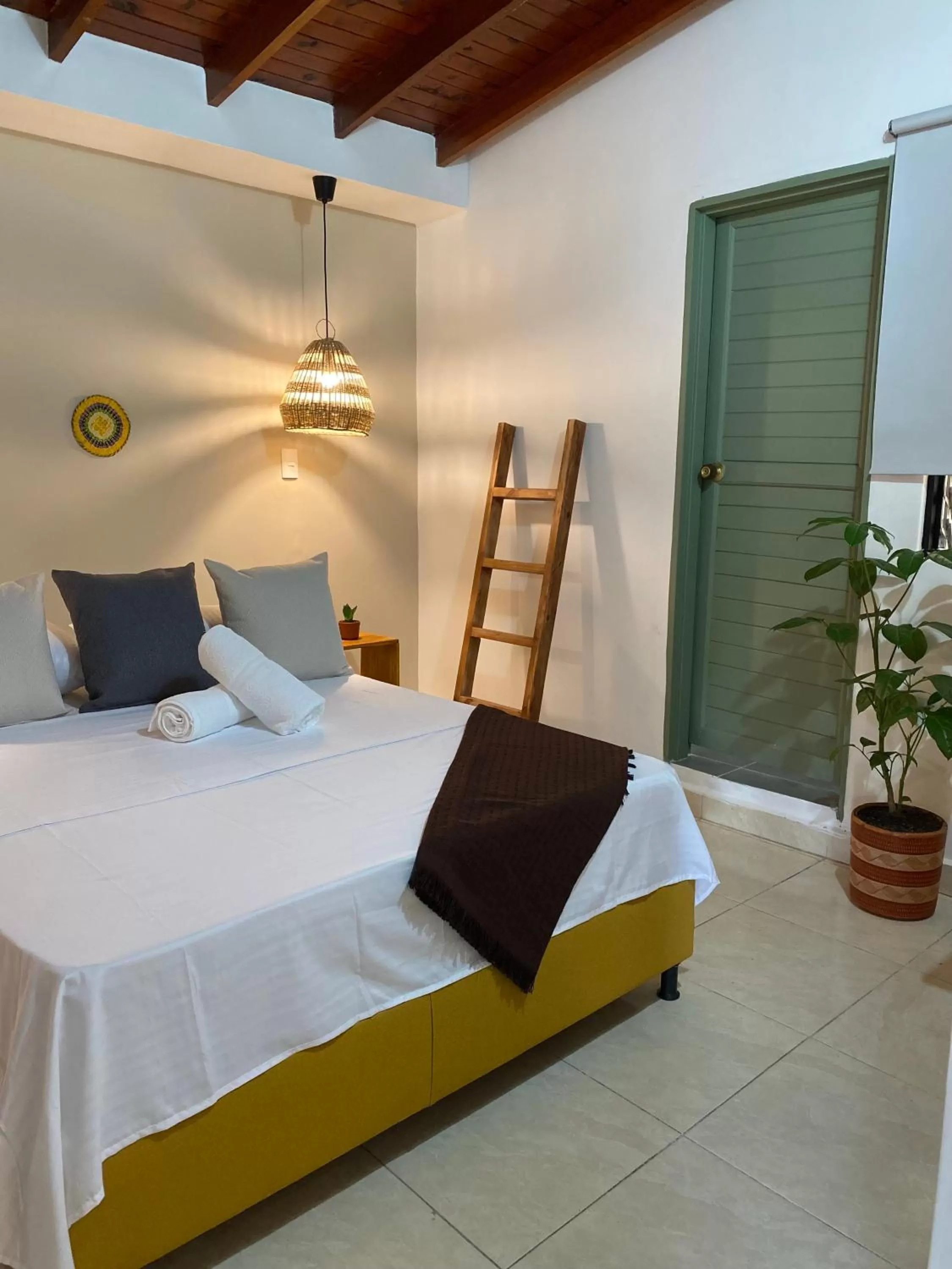 Bed in Luum Guest House