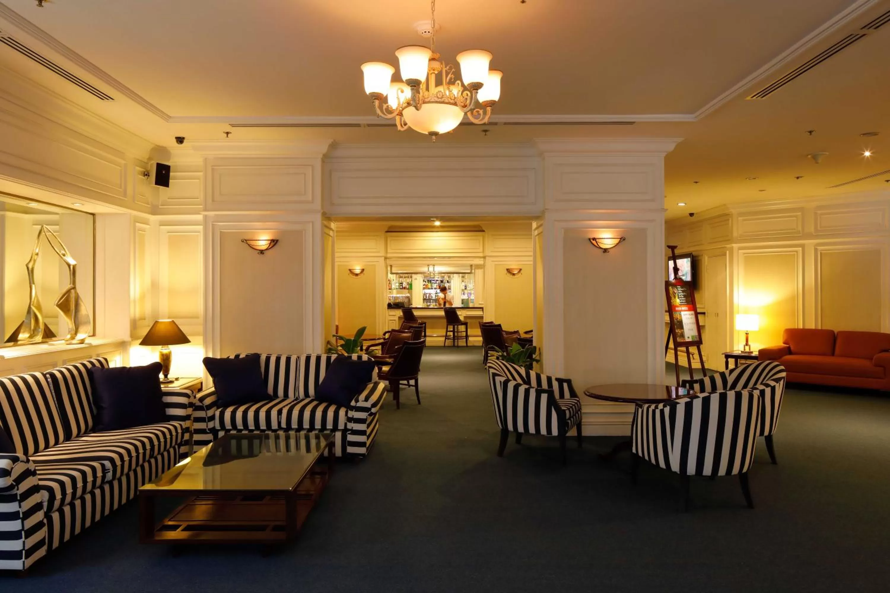 Lounge or bar in Sunway Hotel Hanoi