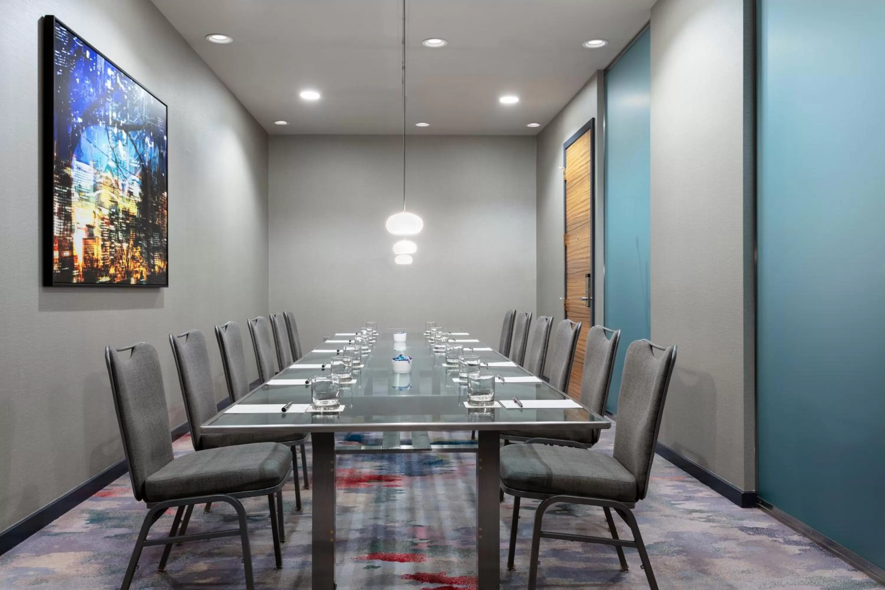 Meeting/conference room in The Lofton Hotel Minneapolis, Tapestry Collection by Hilton
