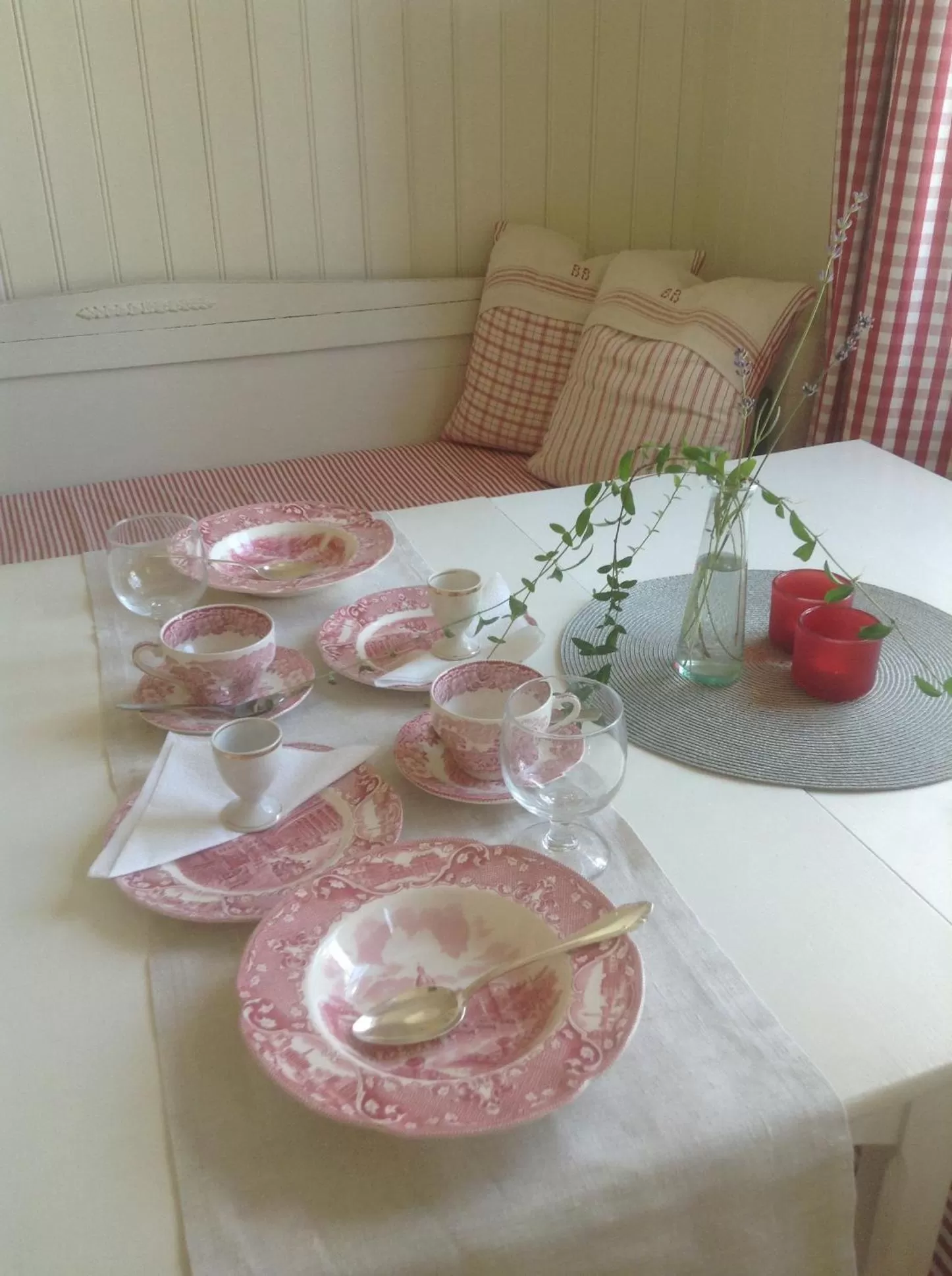 Decorative detail in Bäcks Bed & Breakfast