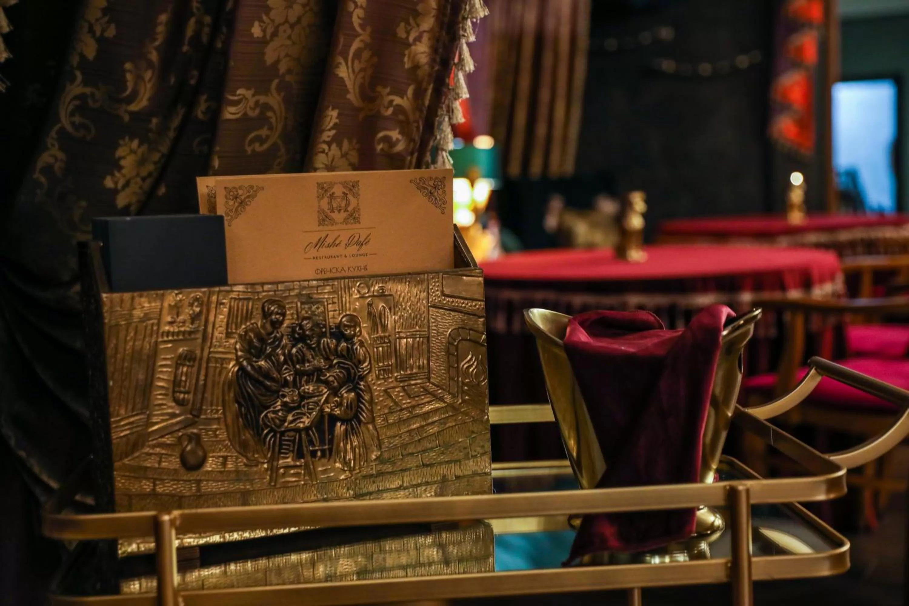 Restaurant/Places to Eat in Complex Baroto