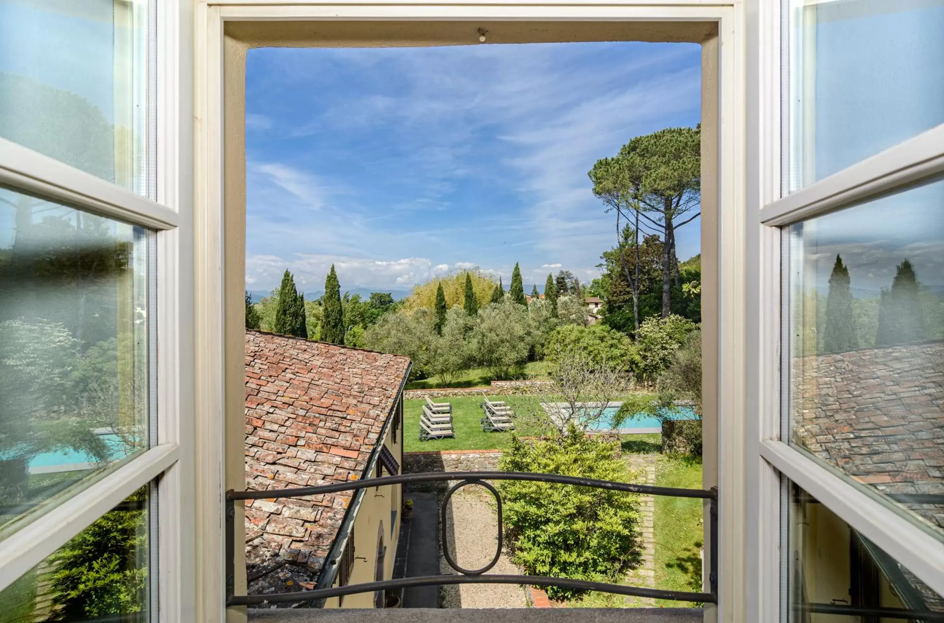 Classic Double Room with View in Hotel Albergo Villa Marta Classic Double Room with View in Hotel Albergo Villa Marta