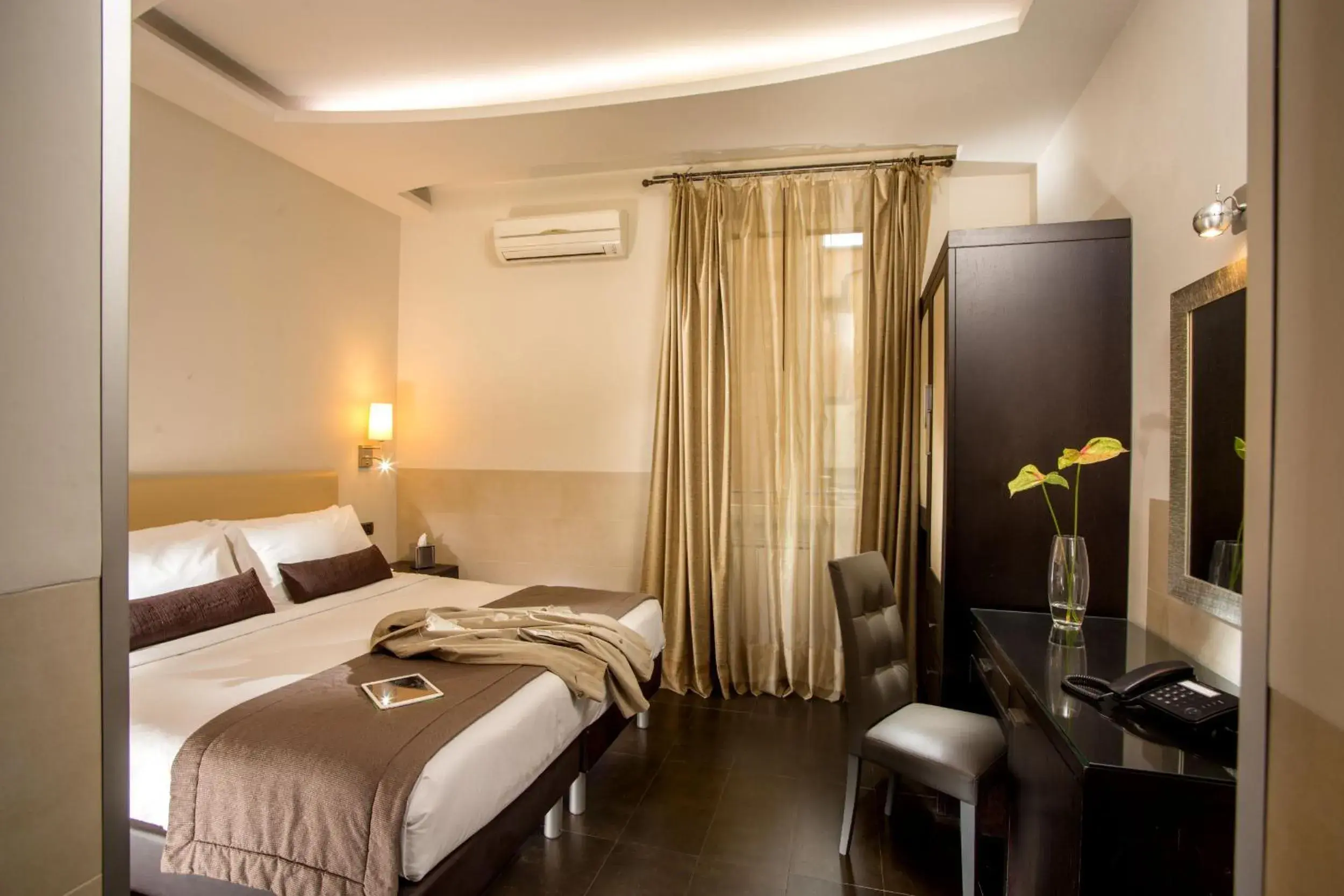 Superior Double Room in Basilio 55 Rome Superior Double Room in Basilio 55 Rome