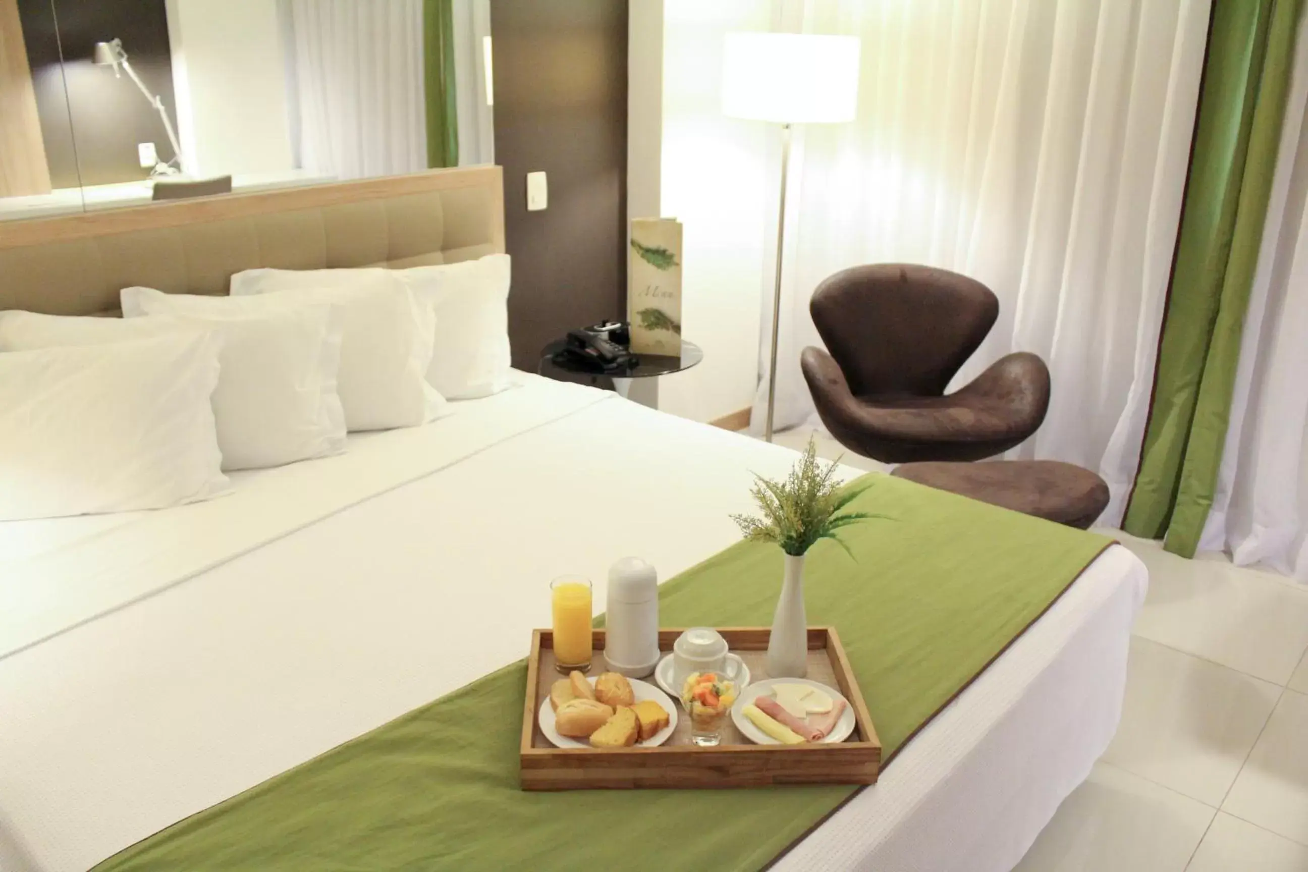 Superior Double Room in eSuites Savassi Toscanini Superior Double Room in eSuites Savassi Toscanini