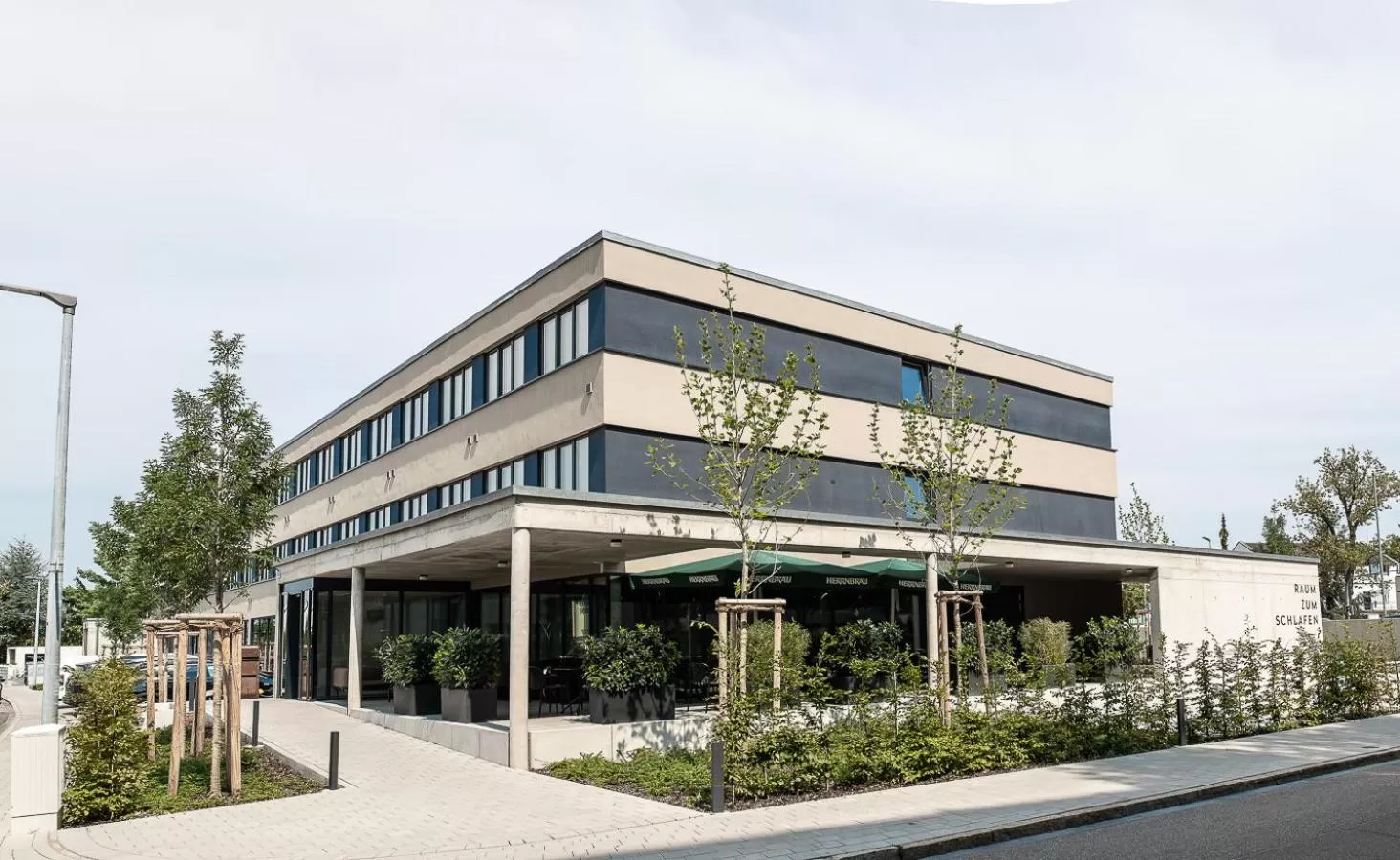 Property building in Roomreich