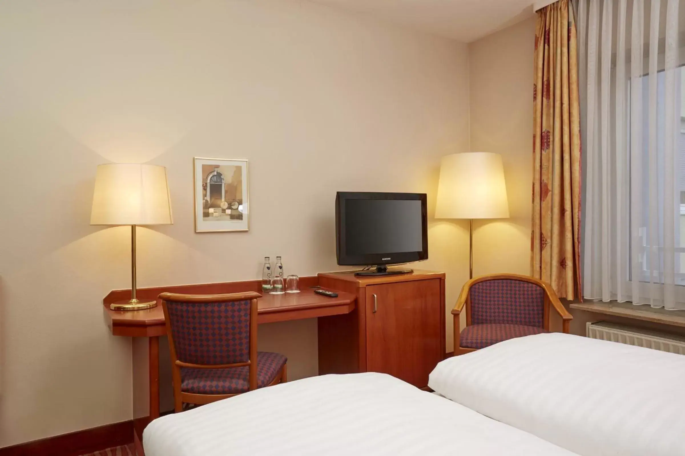 Standard Double Room in Garner Hotel Mannheim City by IHG Standard Double Room in Garner Hotel Mannheim City by IHG