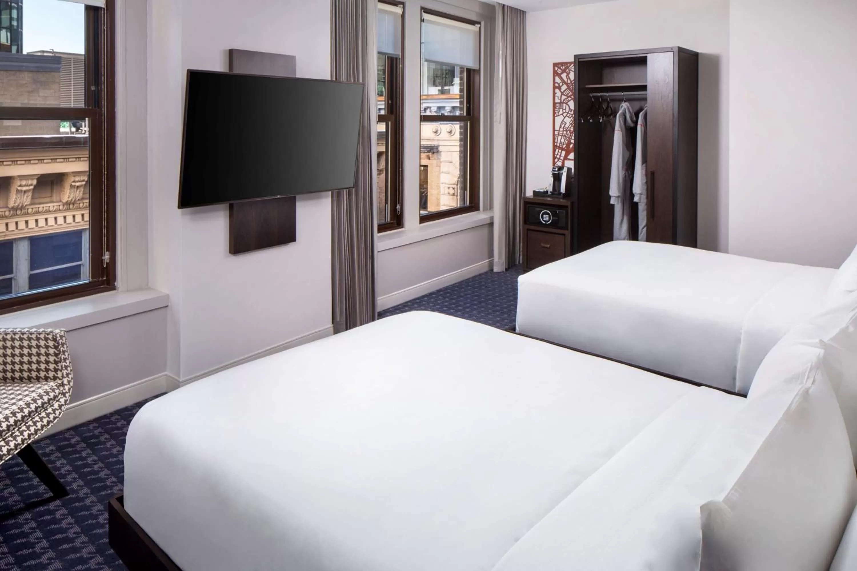 Photo of the whole room, Bed in Hyatt Centric Faneuil Hall Boston