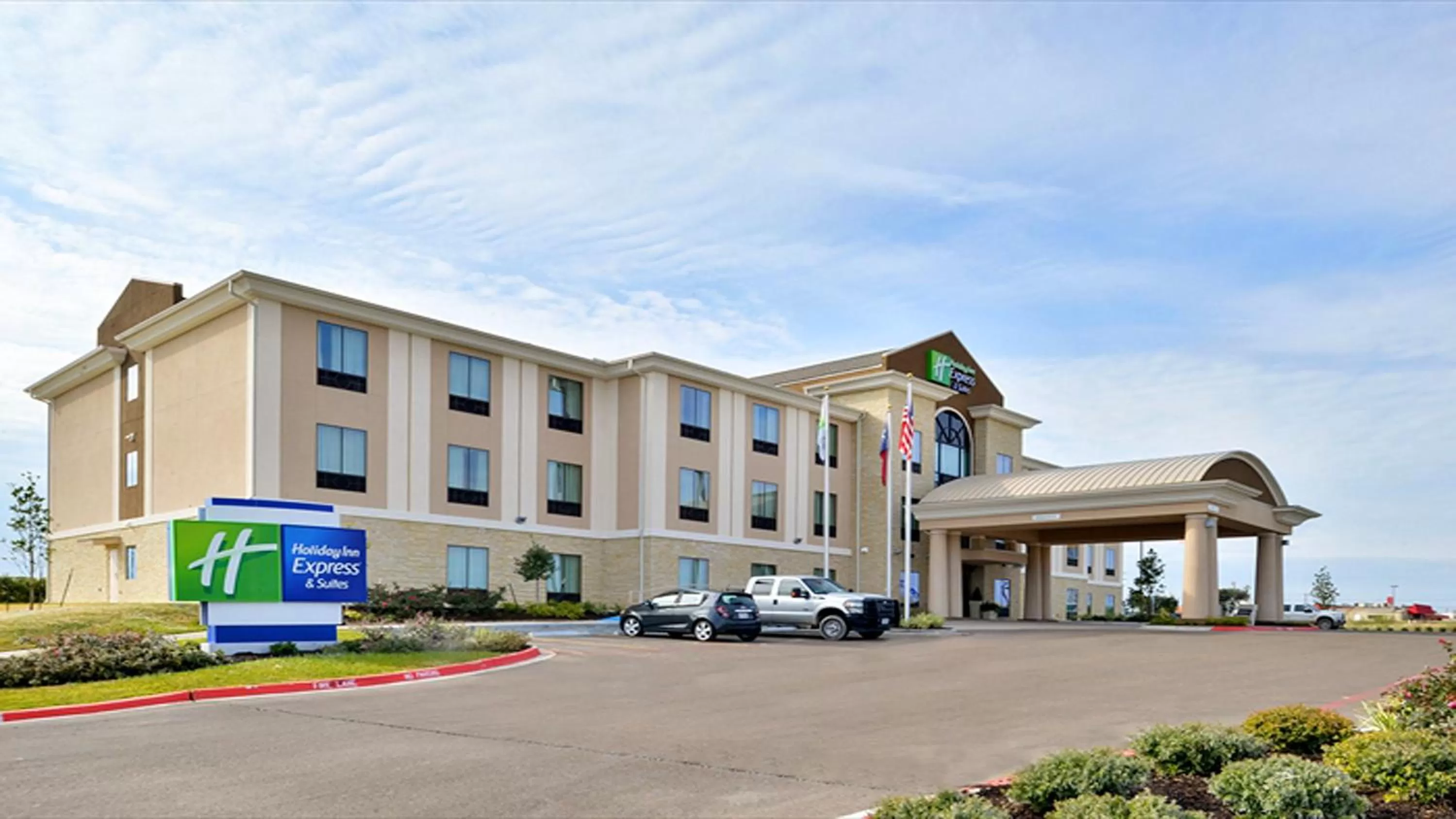 Property building in Holiday Inn Express and Suites Schulenburg by IHG