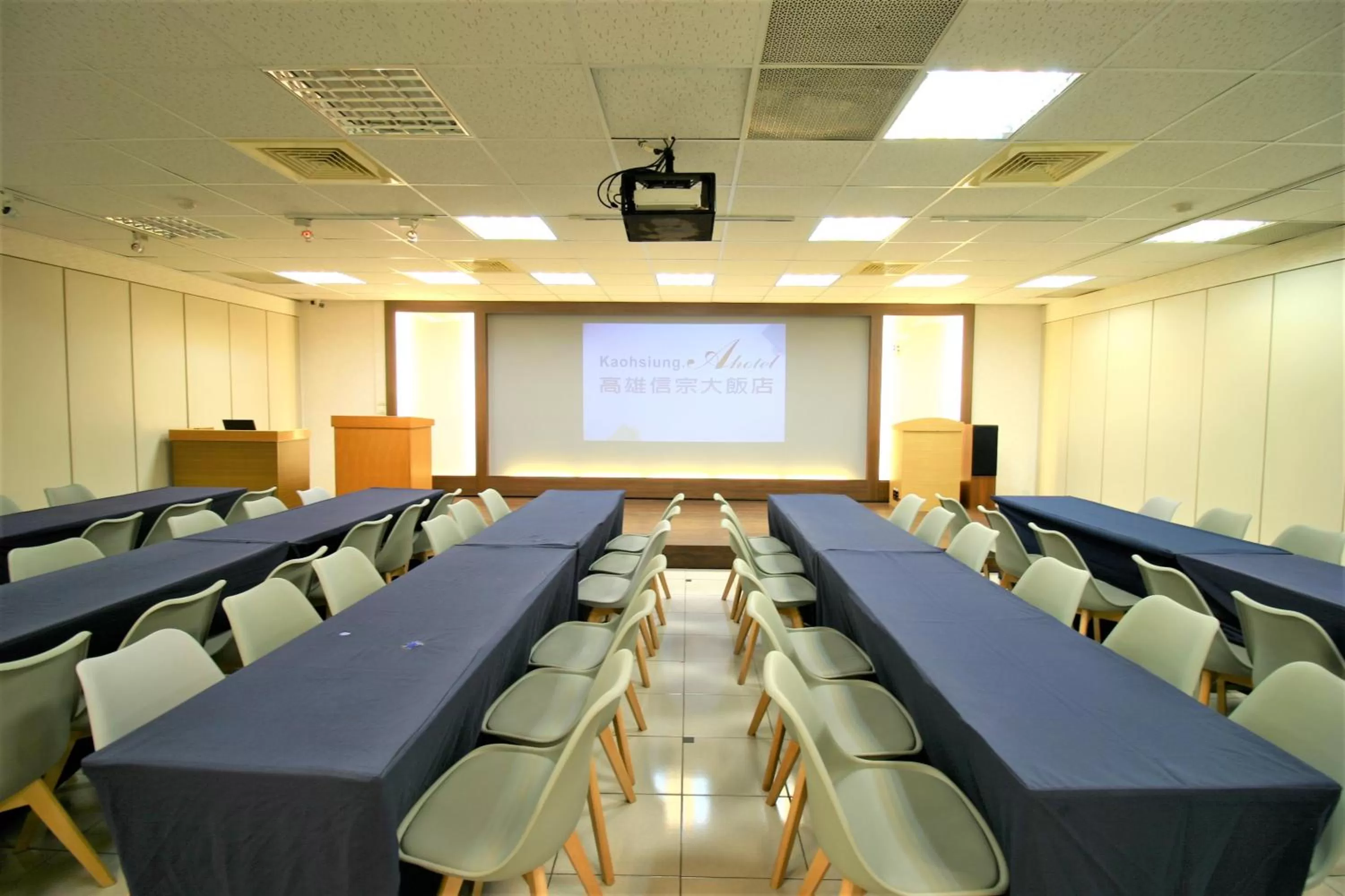 Area and facilities in Kaohsiung Ahotel