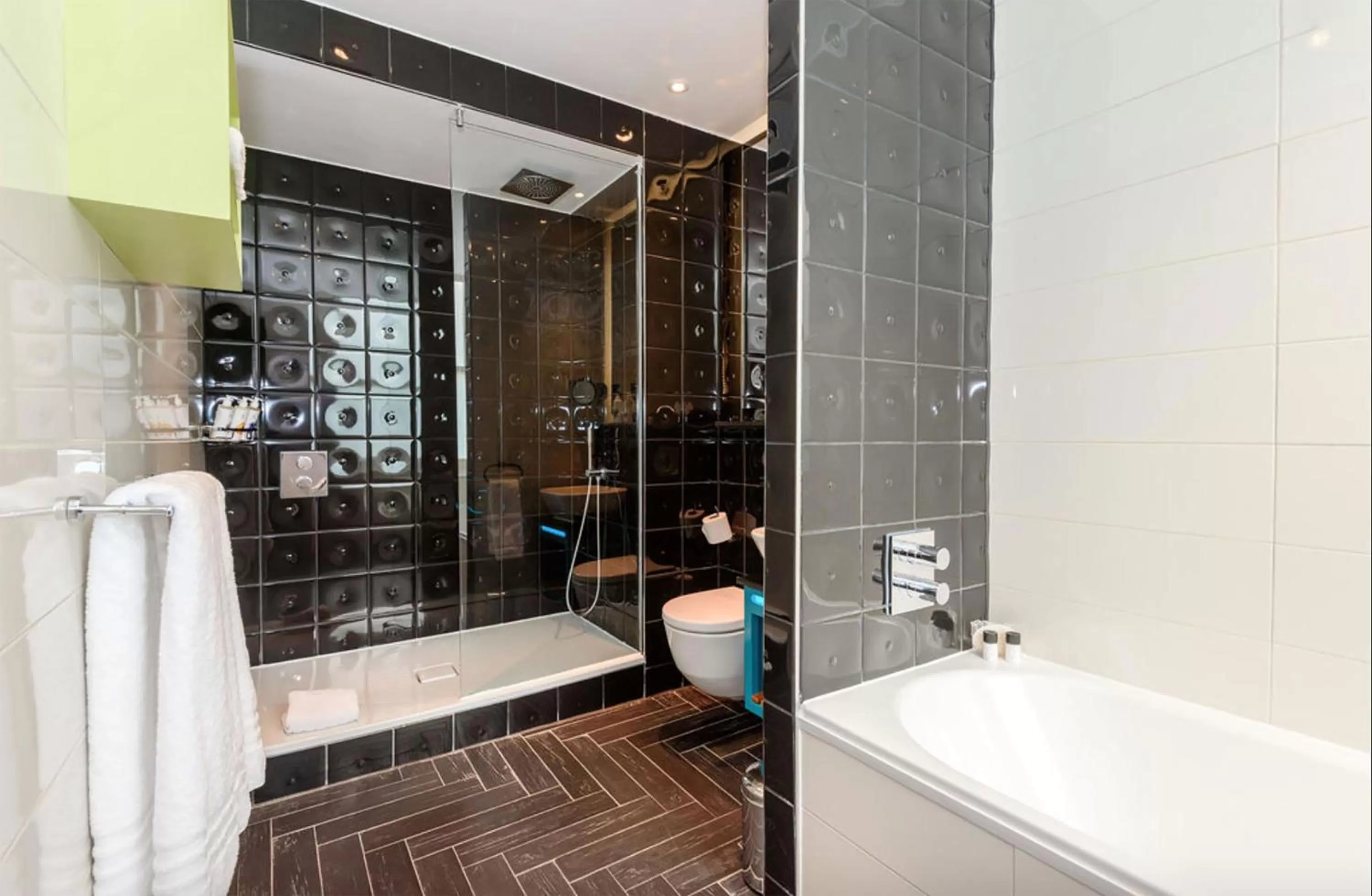 Bathroom in Hotel Indigo London - Kensington by IHG