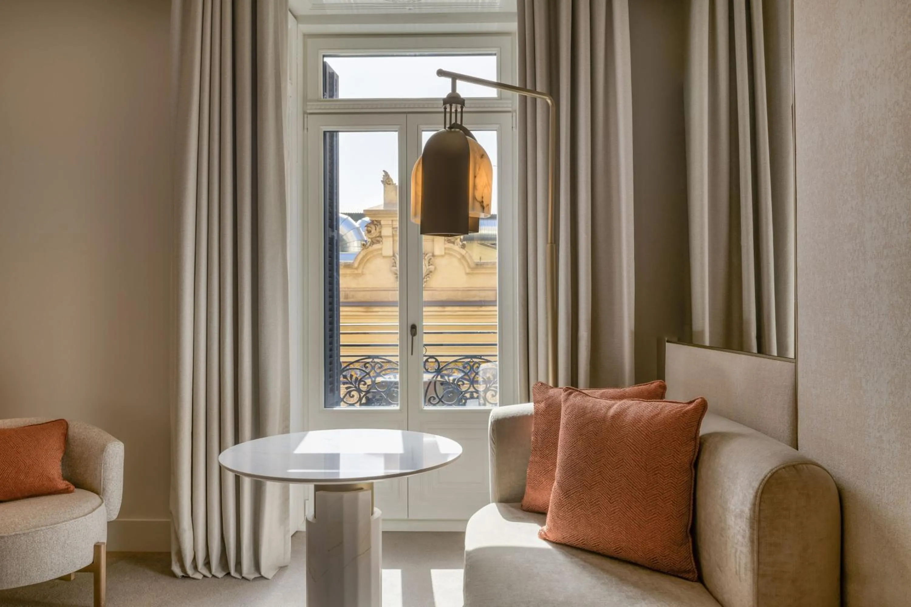 Photo of the whole room in JW Marriott Hotel Madrid