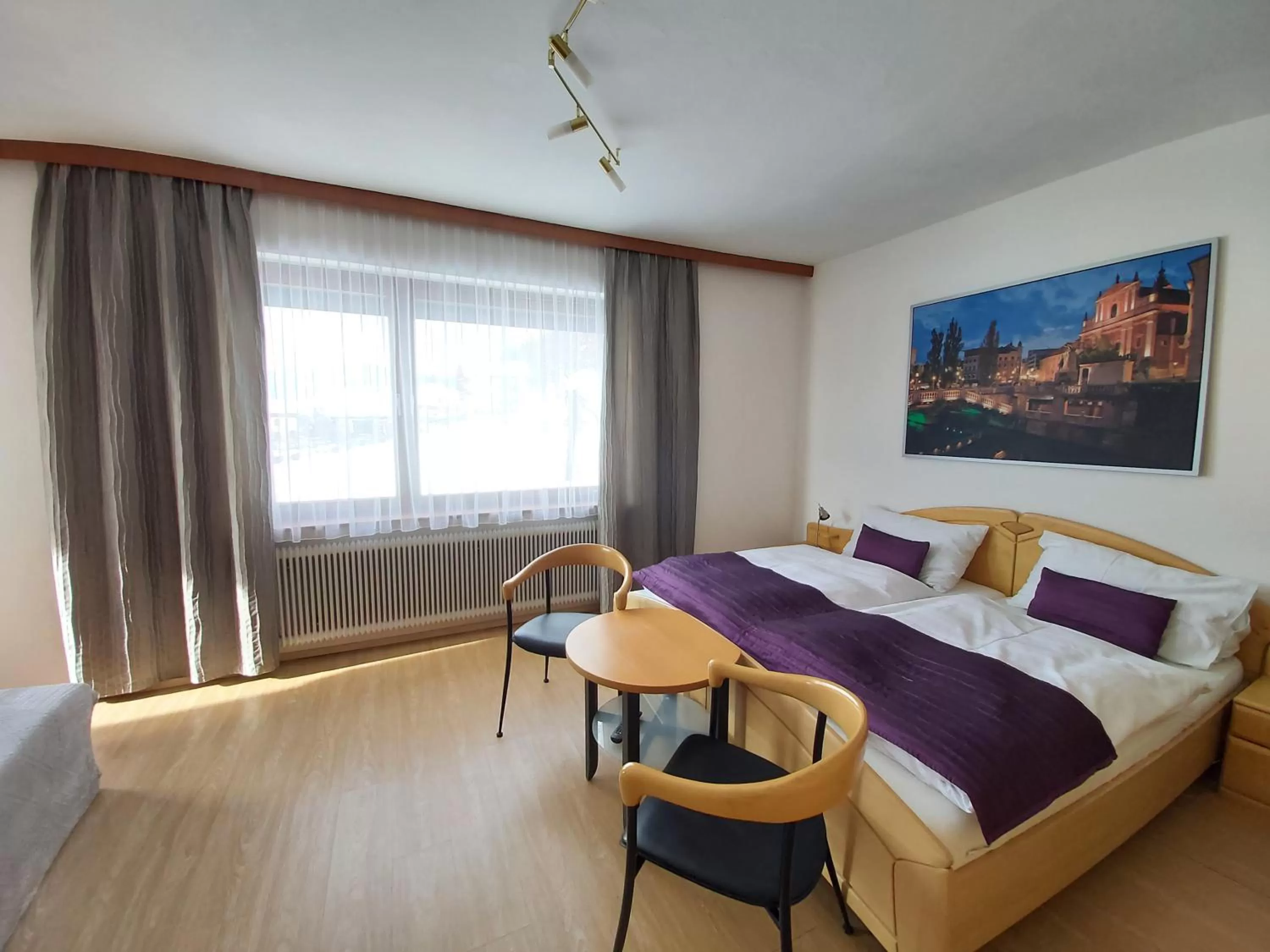 Photo of the whole room, Bed in B&B Pension Karlsdorfer Hof