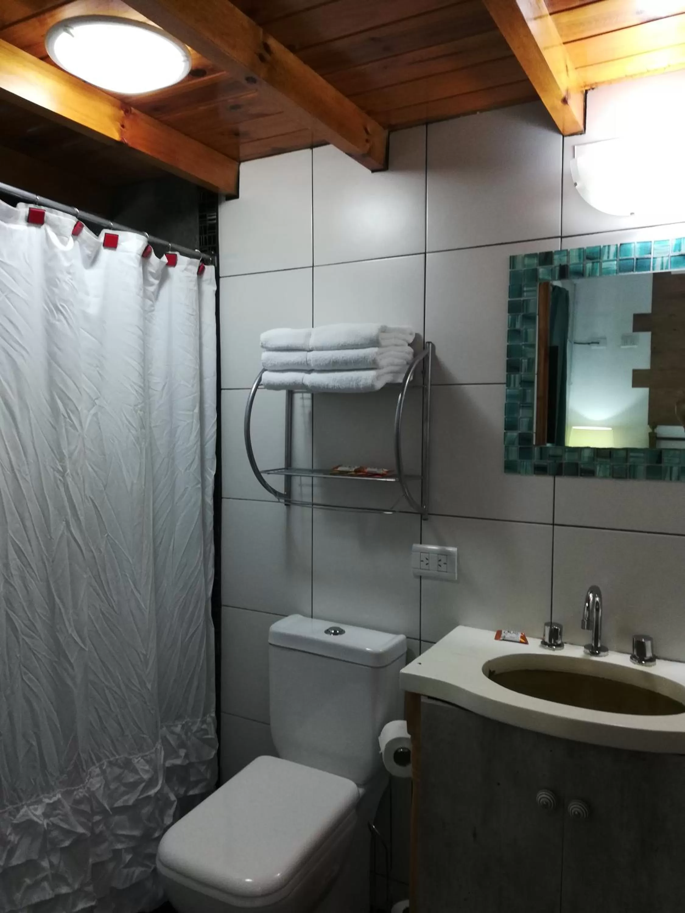 Bathroom in Casablanca Boutique Hotel Adrogué