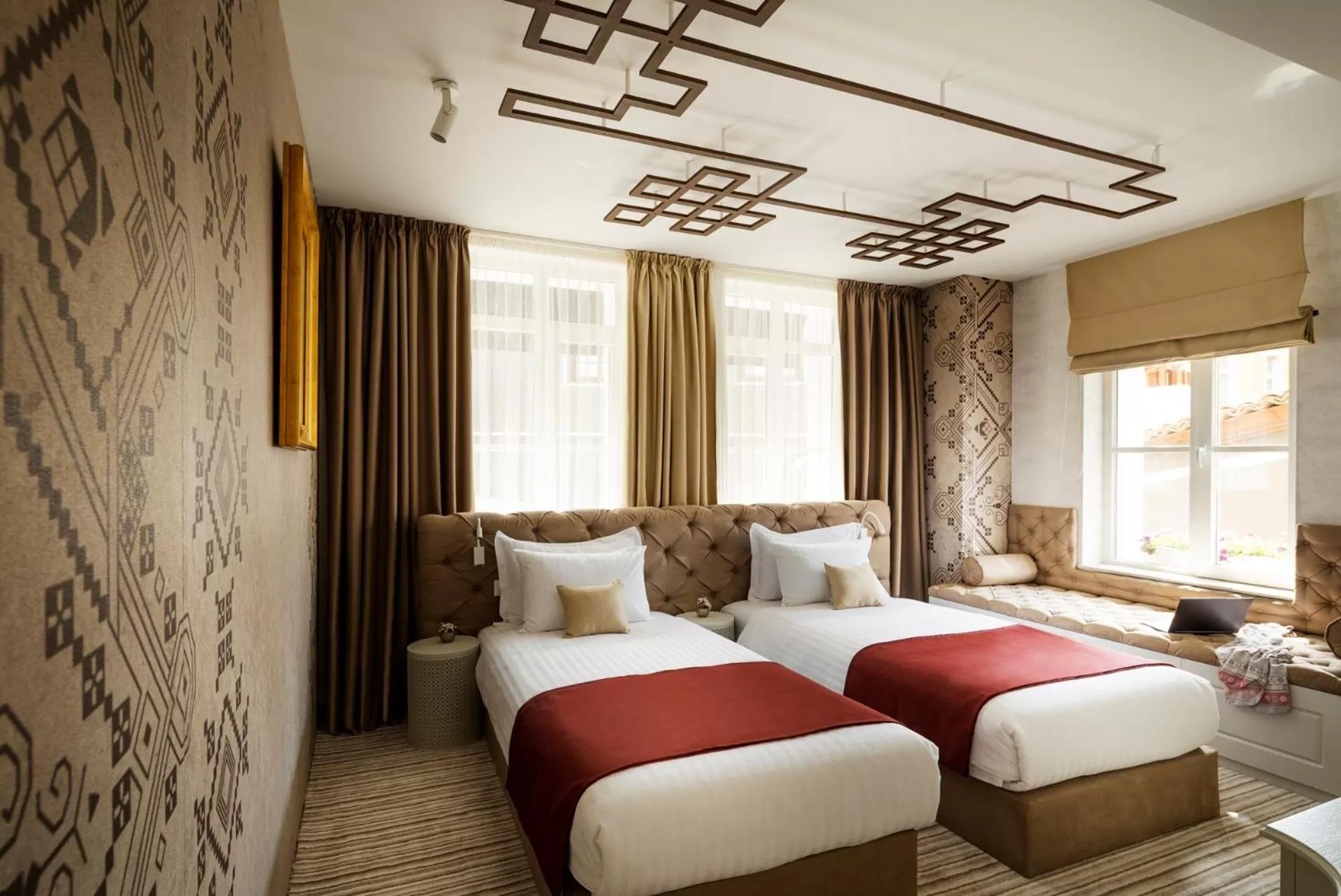 City view, Bed in Gallery 37 Powered by ASTON