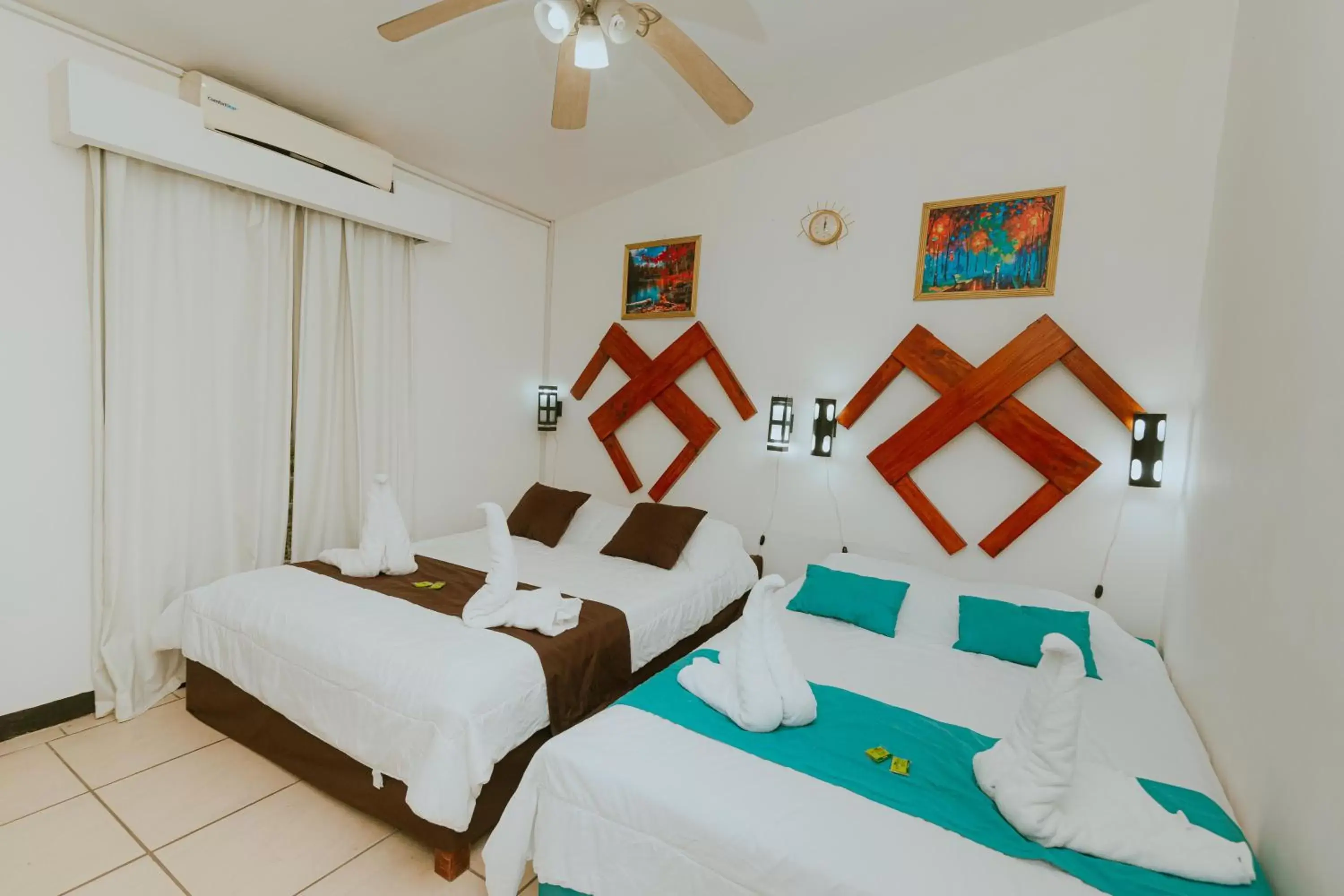 Standard Quadruple Room in Val Hotel Standard Quadruple Room in Val Hotel