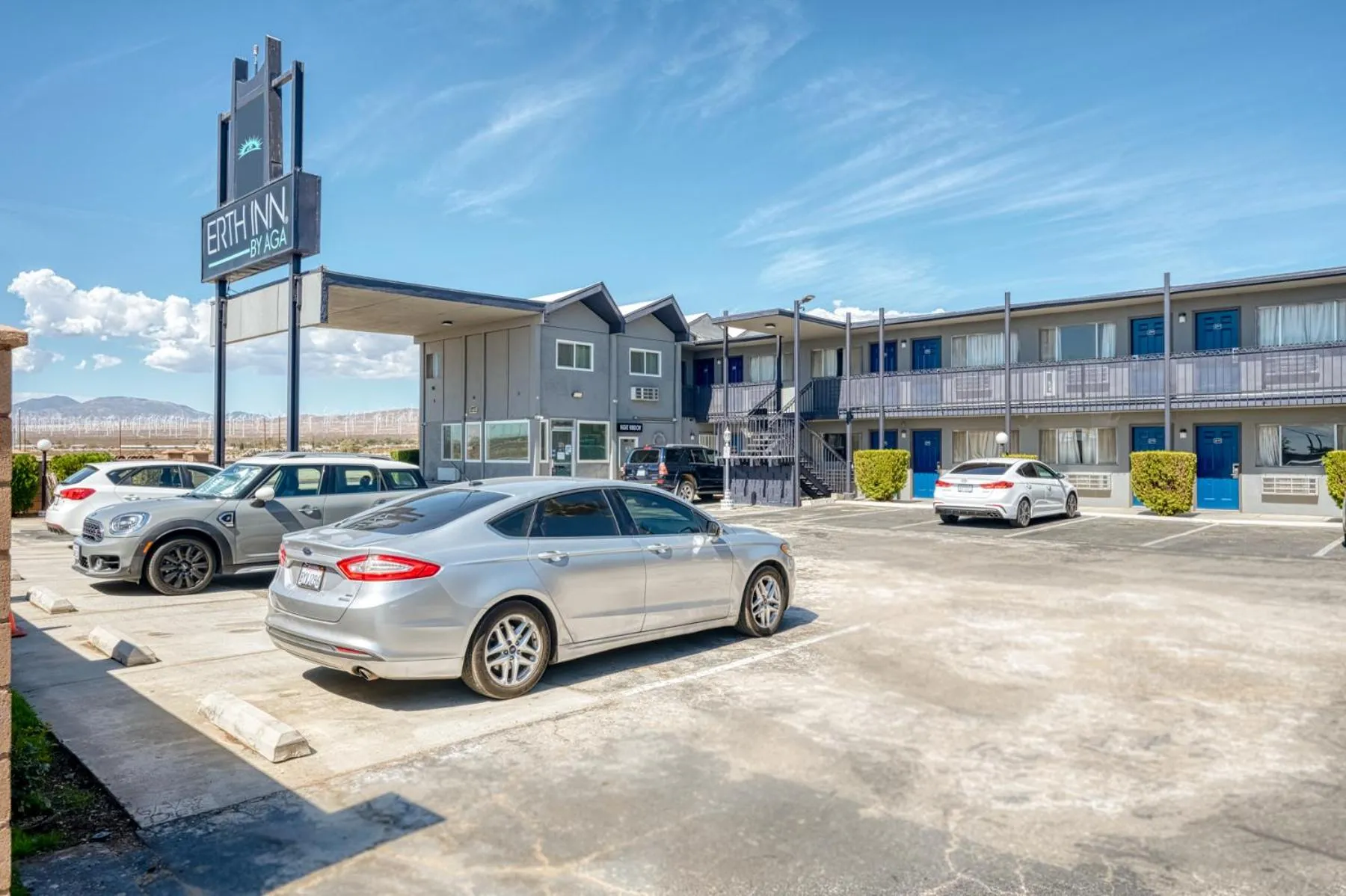 ERTH INN by AGA- Mojave