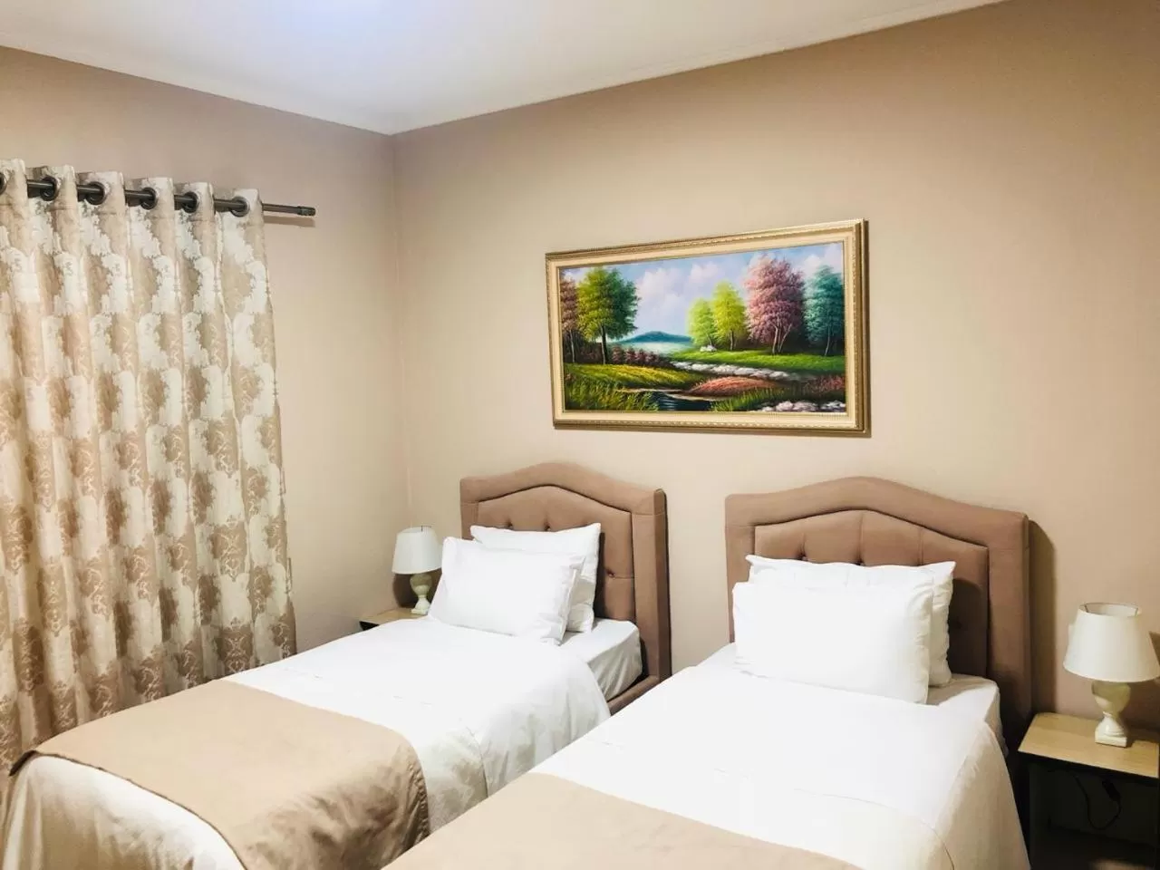 Bed in Centrum Hotel