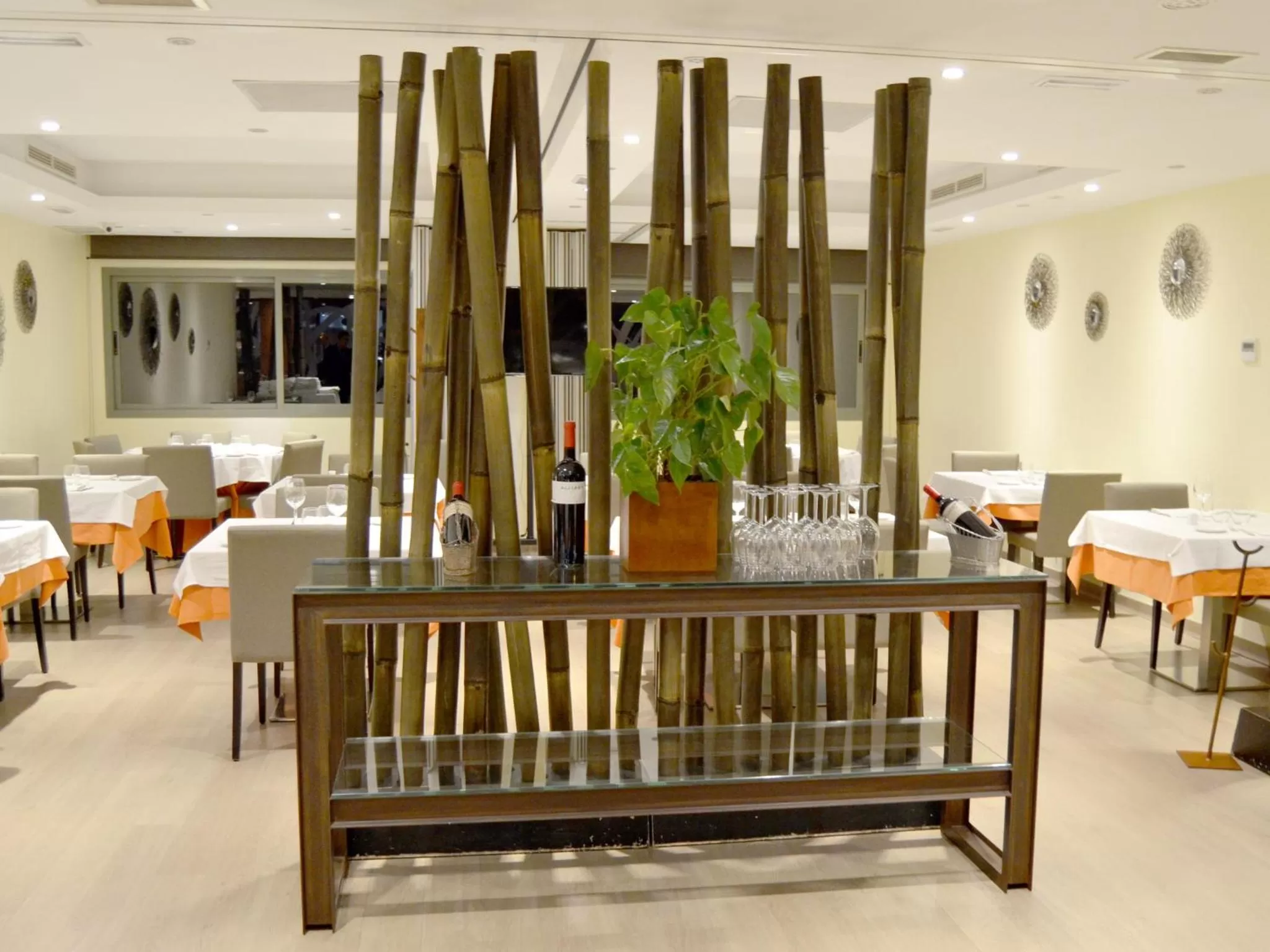 Restaurant/places to eat in UVE Alcobendas