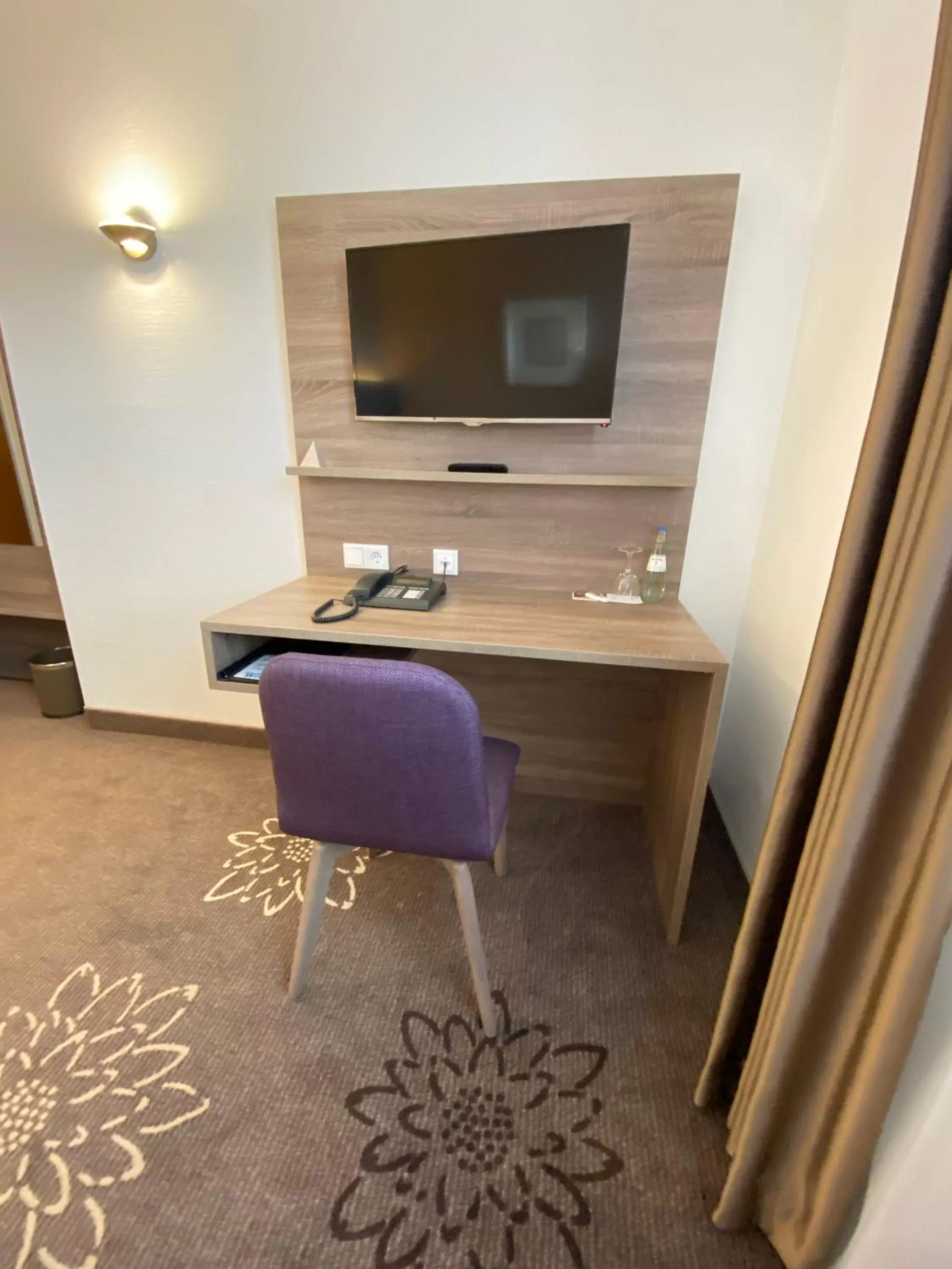 TV and multimedia in Hotel in den Herrnwiesen