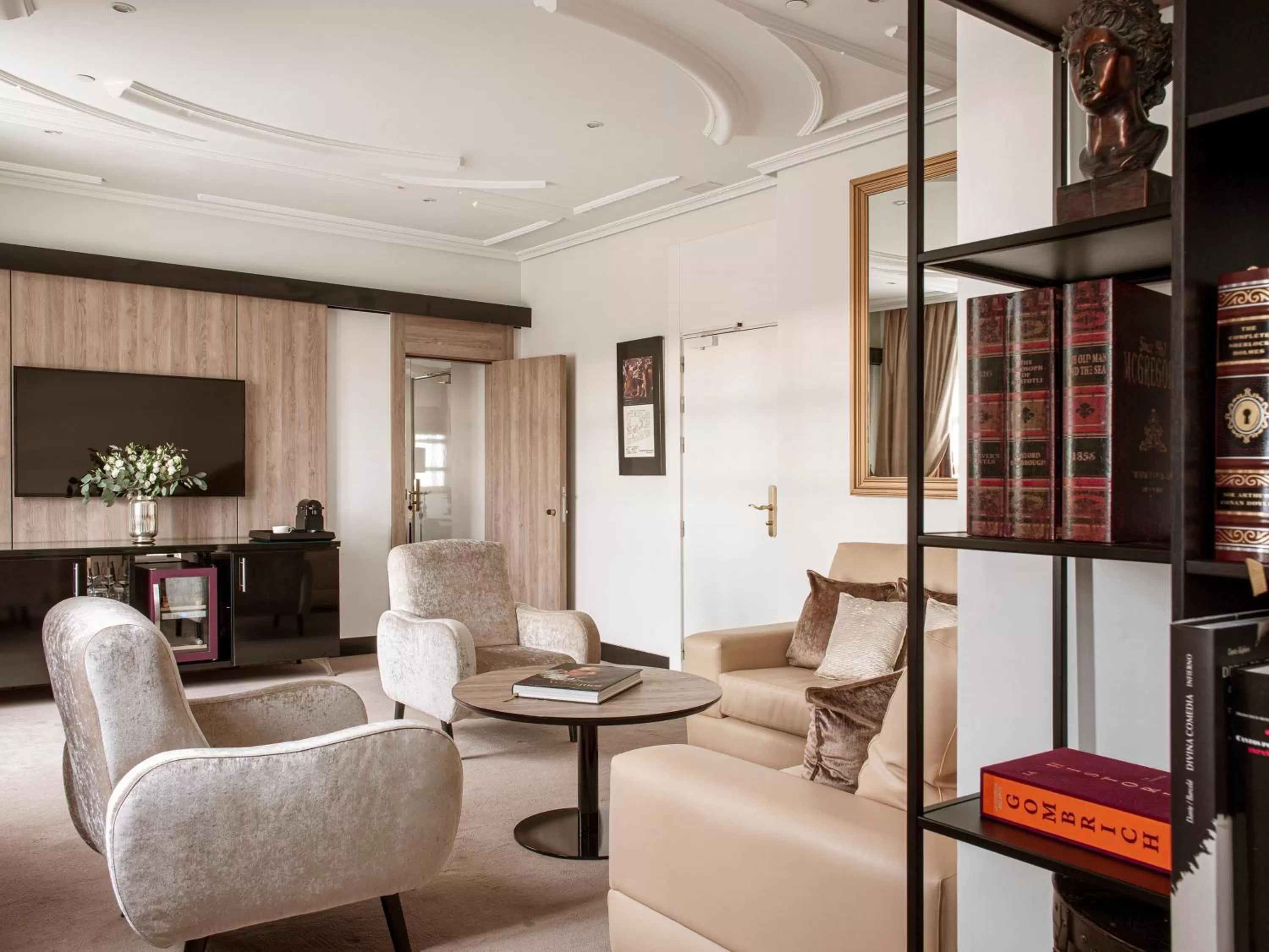 Living room in Palacio de los Duques Gran Meliá - The Leading Hotels of the World