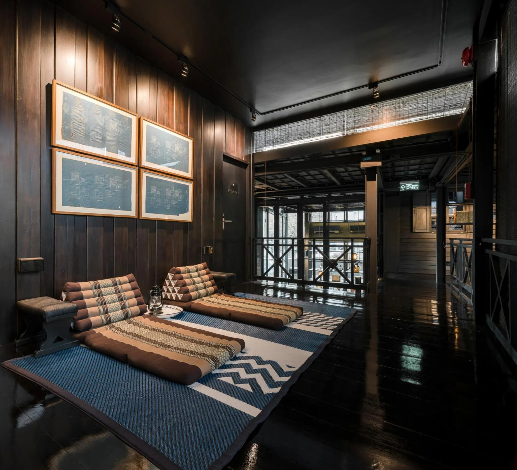 Seating area, Bed in Kloem Hostel