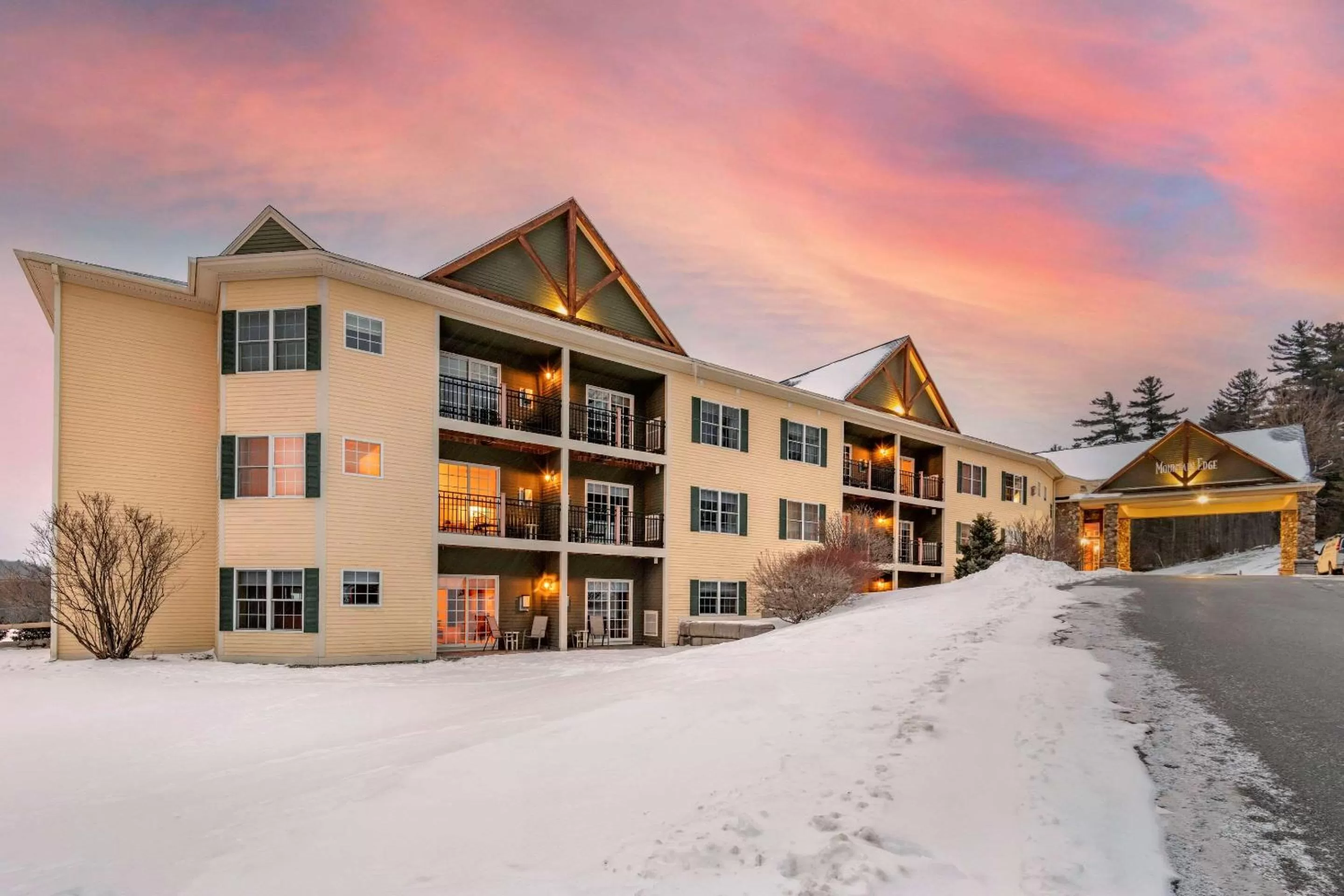 Mountain Edge Suites at Sunapee, an Ascend Collection Hotel