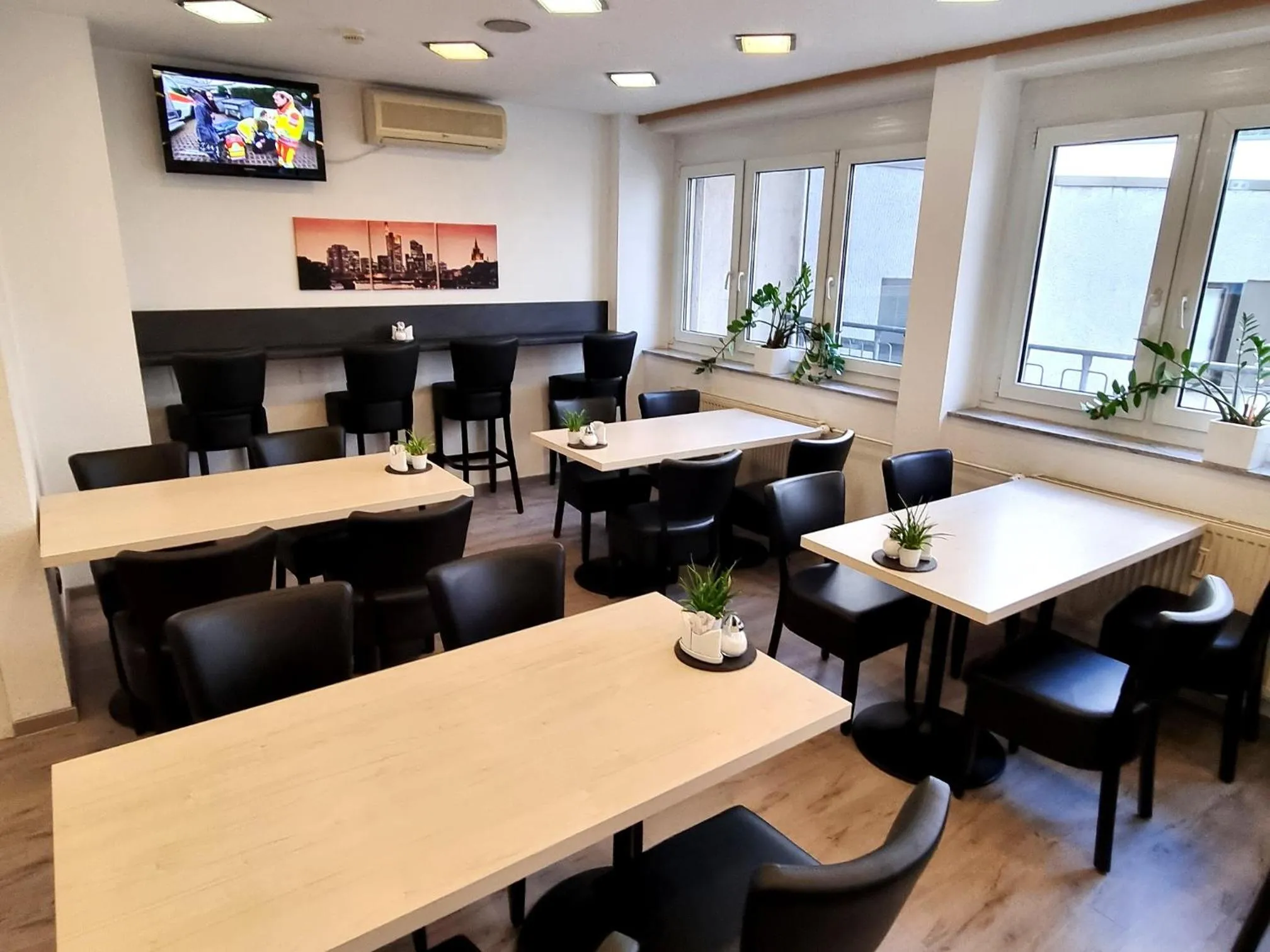 Breakfast in Adler Hotel Frankfurt