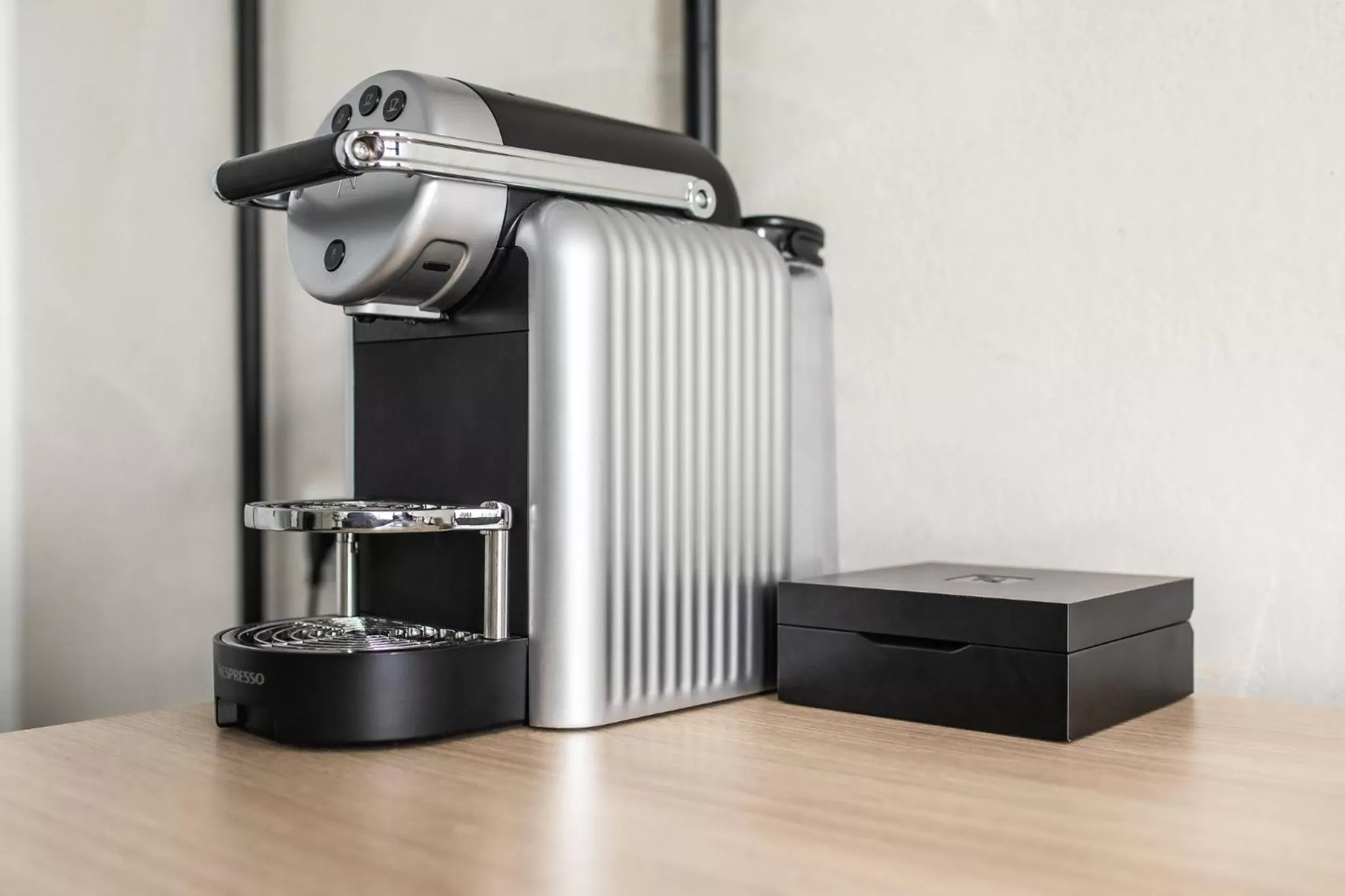 Coffee/tea facilities in Gooiland Hotel