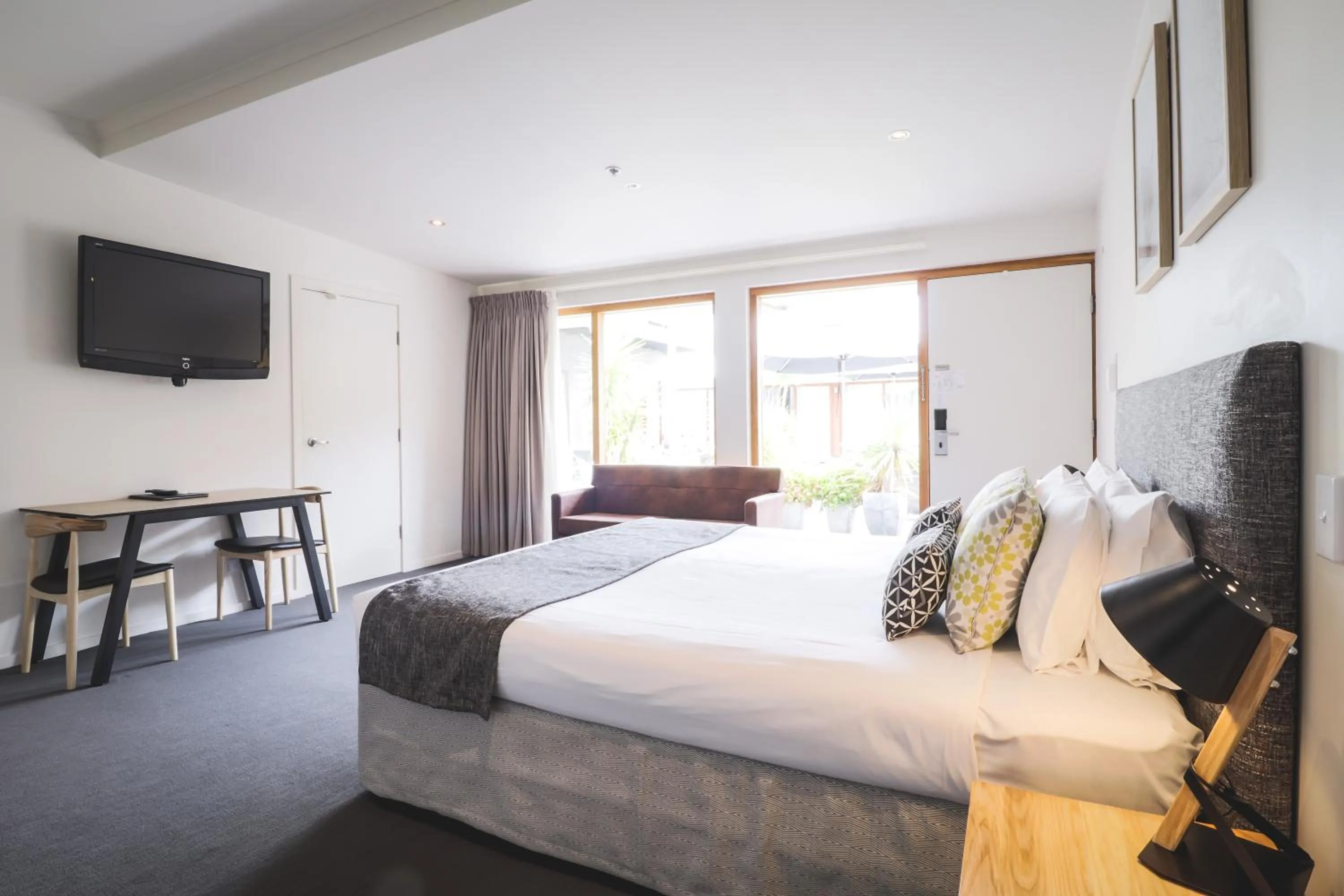 TV/Entertainment Center in The Manna Of Hahndorf