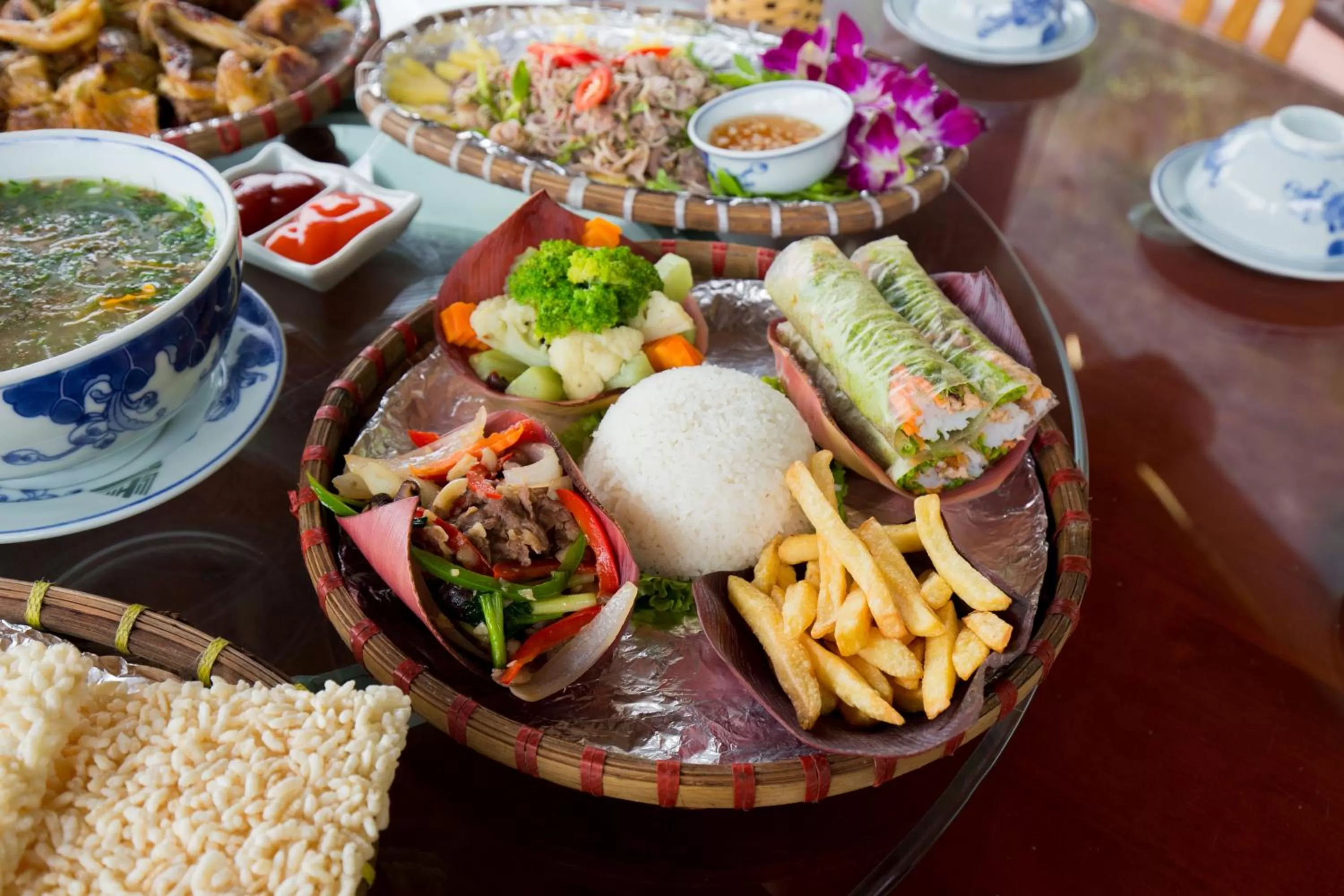 Food close-up in Mua Caves Ecolodge (Hang Mua)