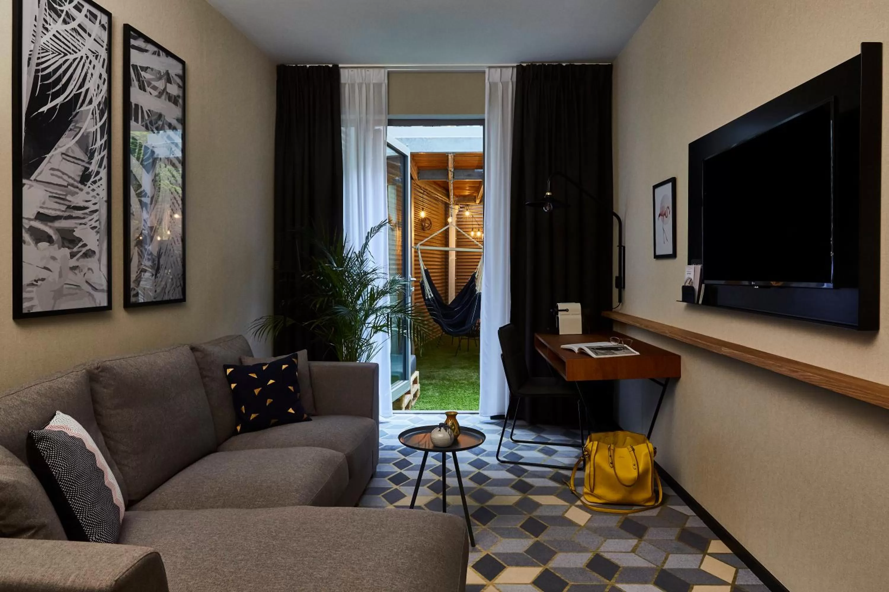 Bedroom in Hotel Indigo Antwerp City Centre by IHG