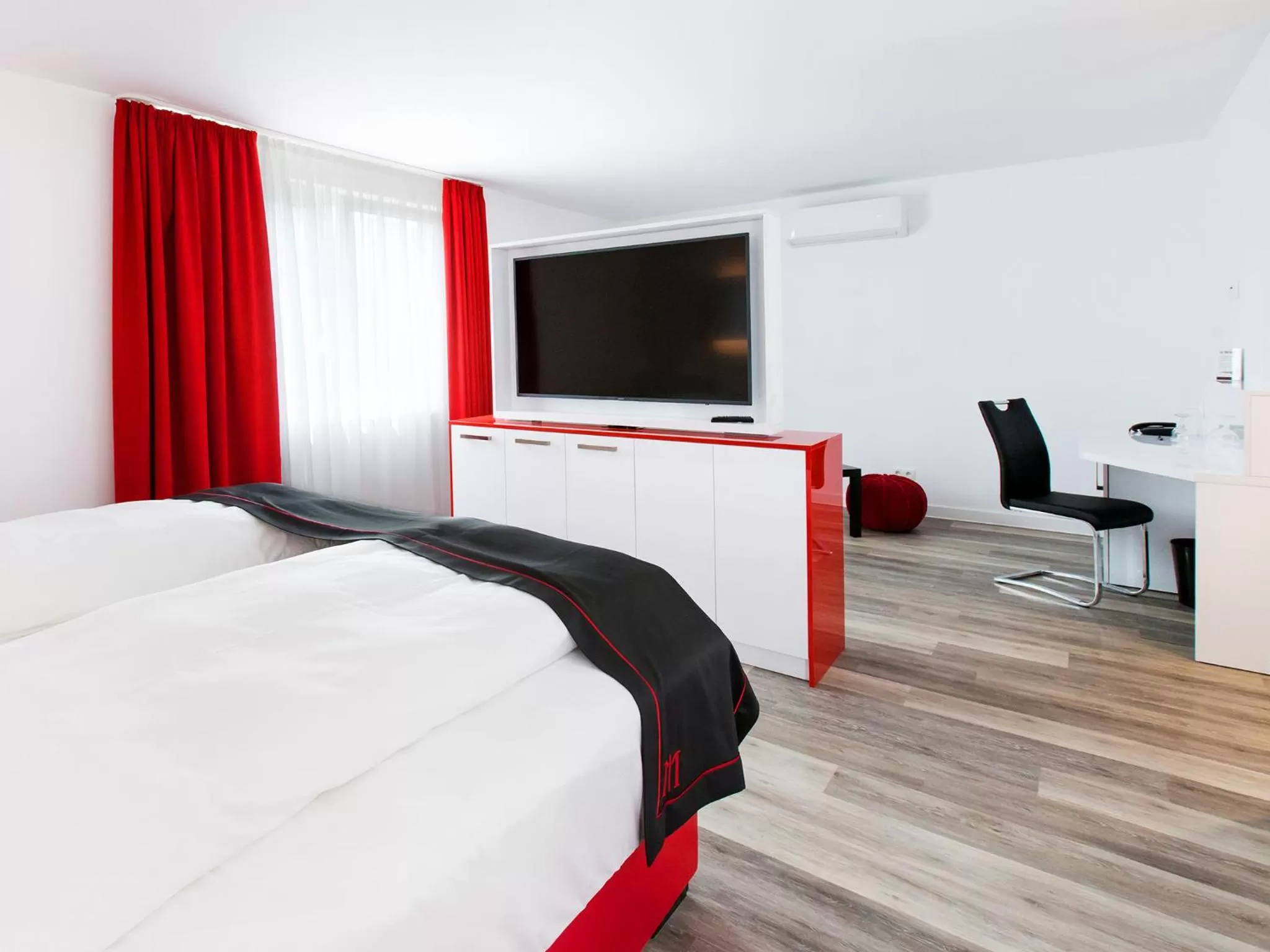 Photo of the whole room, Bed in Hotel Andante Rust