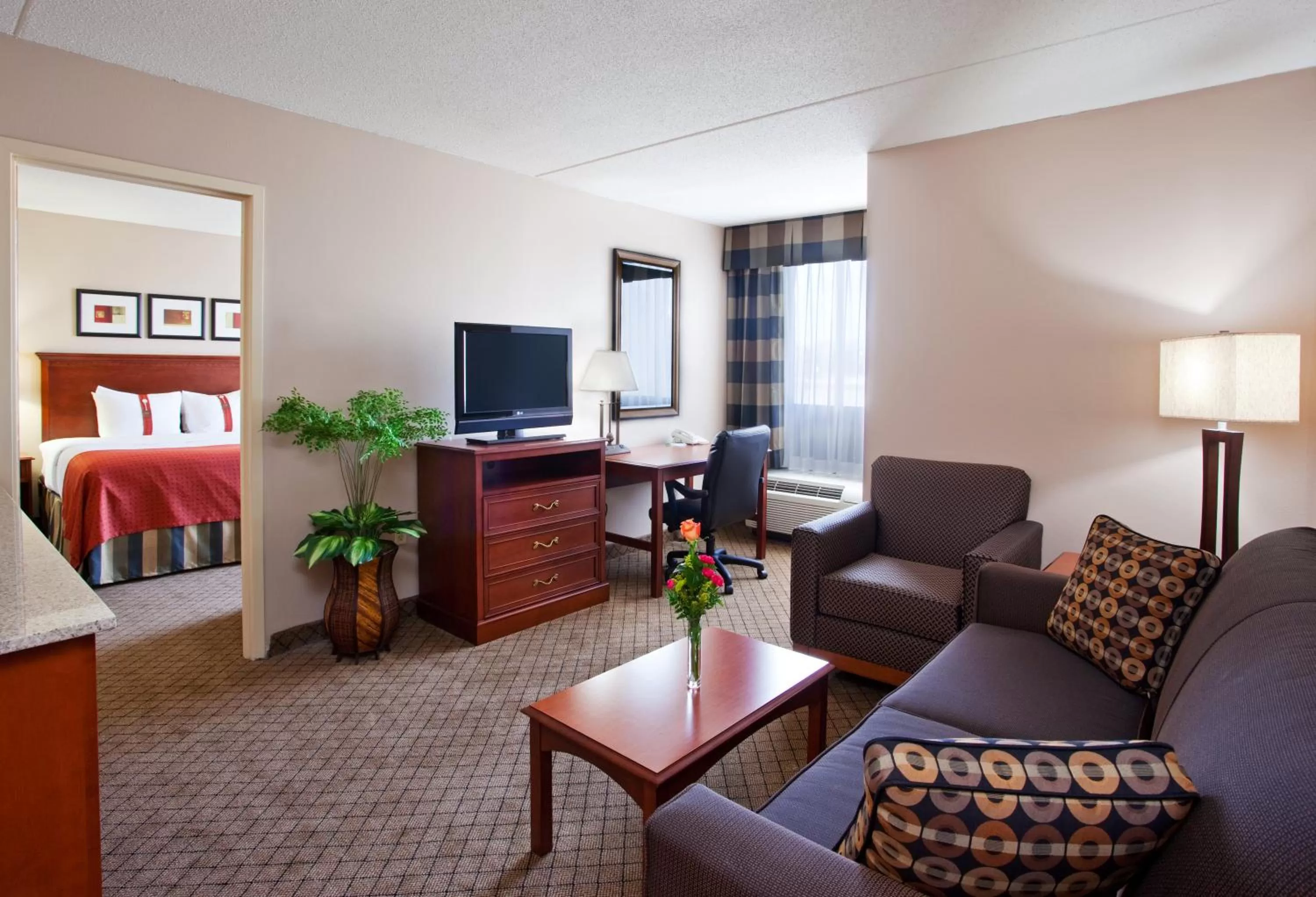 Photo of the whole room in Holiday Inn Cincinnati-Eastgate by IHG